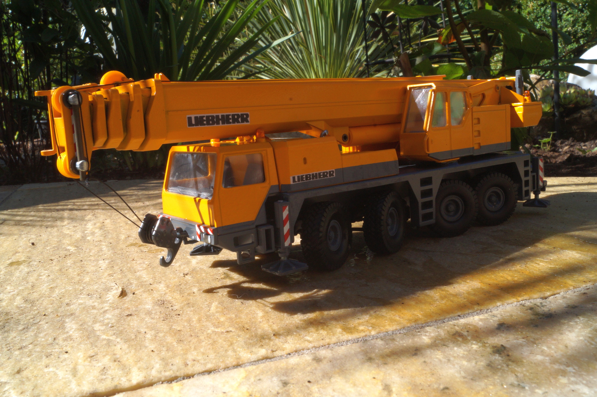 Liebherr LTM 1090-1 4achs Mobilkran  mit Spitze