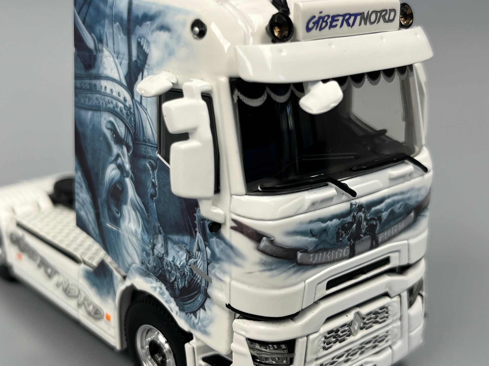 01-5173 - WSI - Renault T High EVO 2achs Zugmaschine "Gibertnord " FR