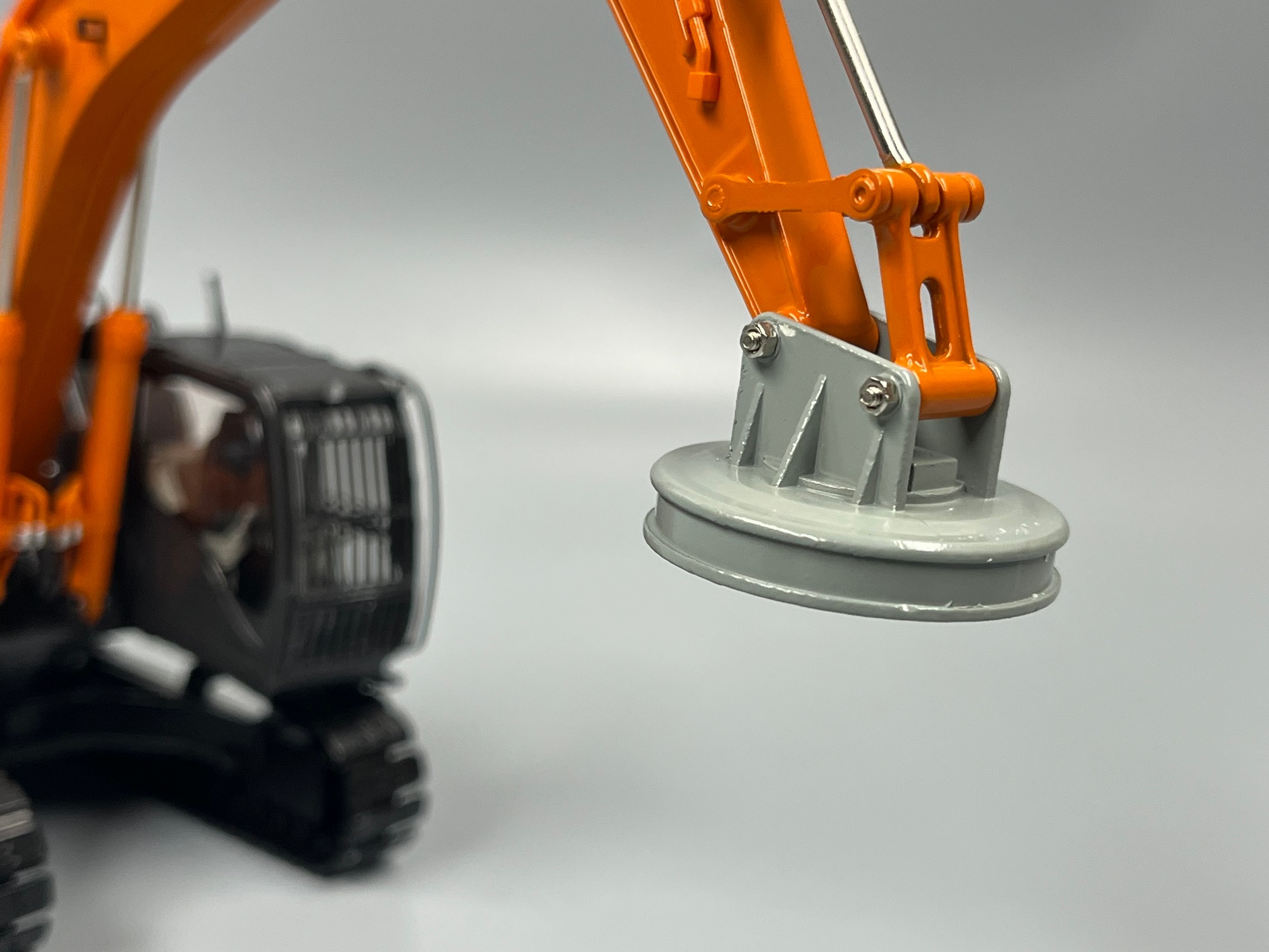 30143-5- Replicars - HITACHI Bagger ZX330LC-7 mit Magnet