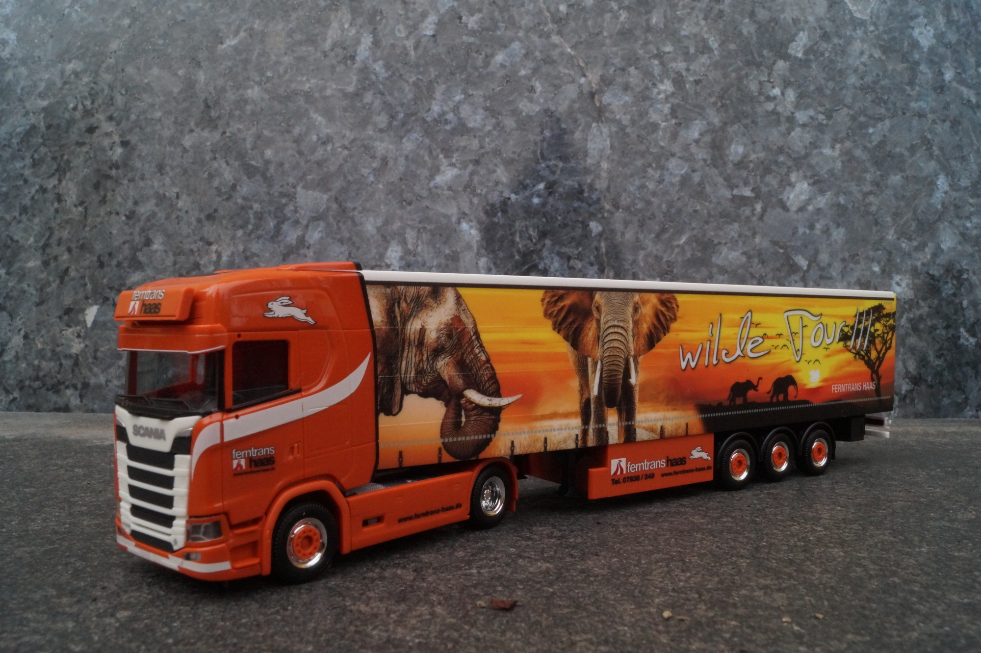 316903 - Herpa -Scania CS 20 HD Gardinenplanen-Sattelzug "Ferntrans Haas" (Baden-Württemberg