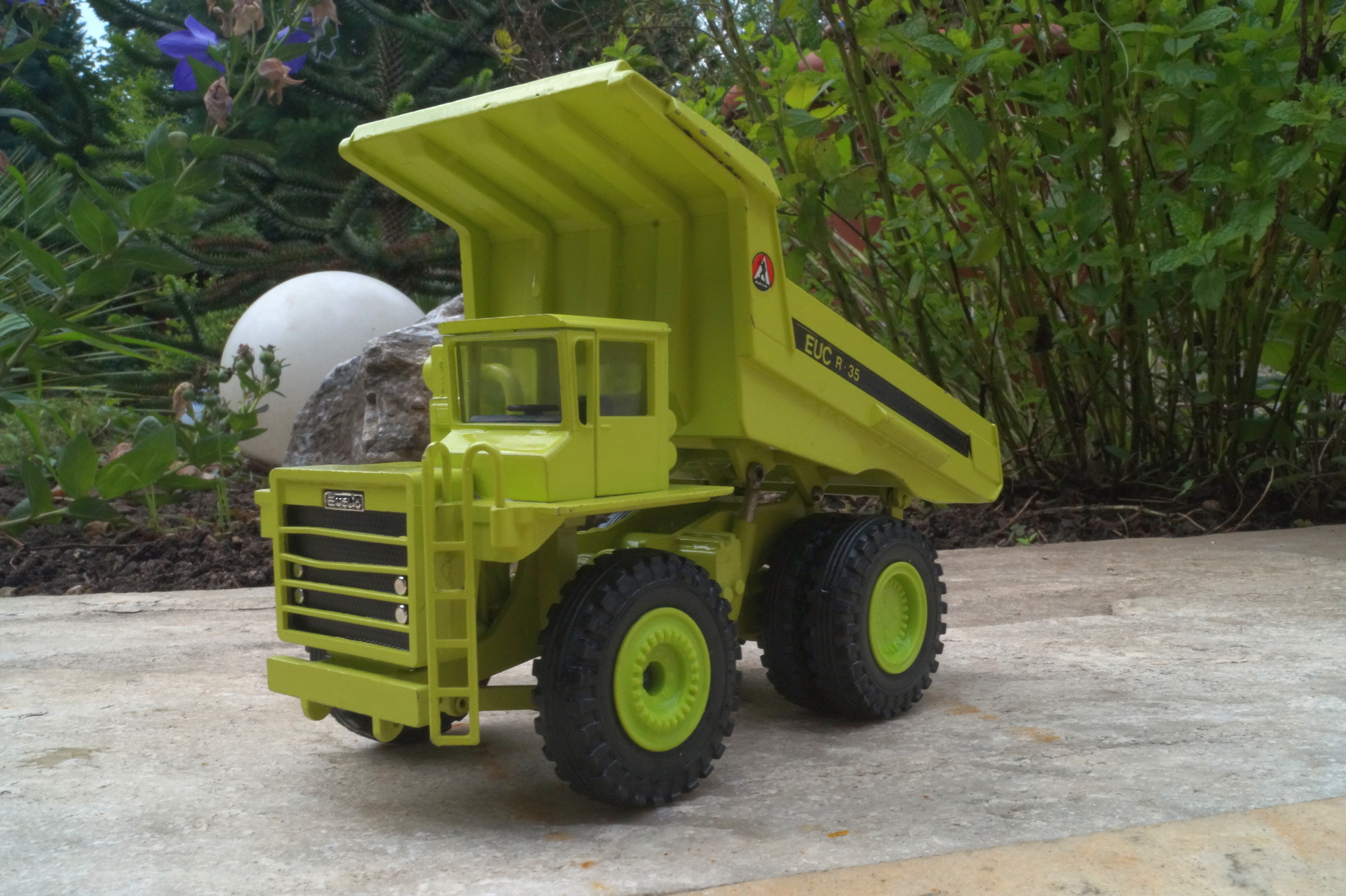 Euclid R 35 Muldenkipper  Lackfehler