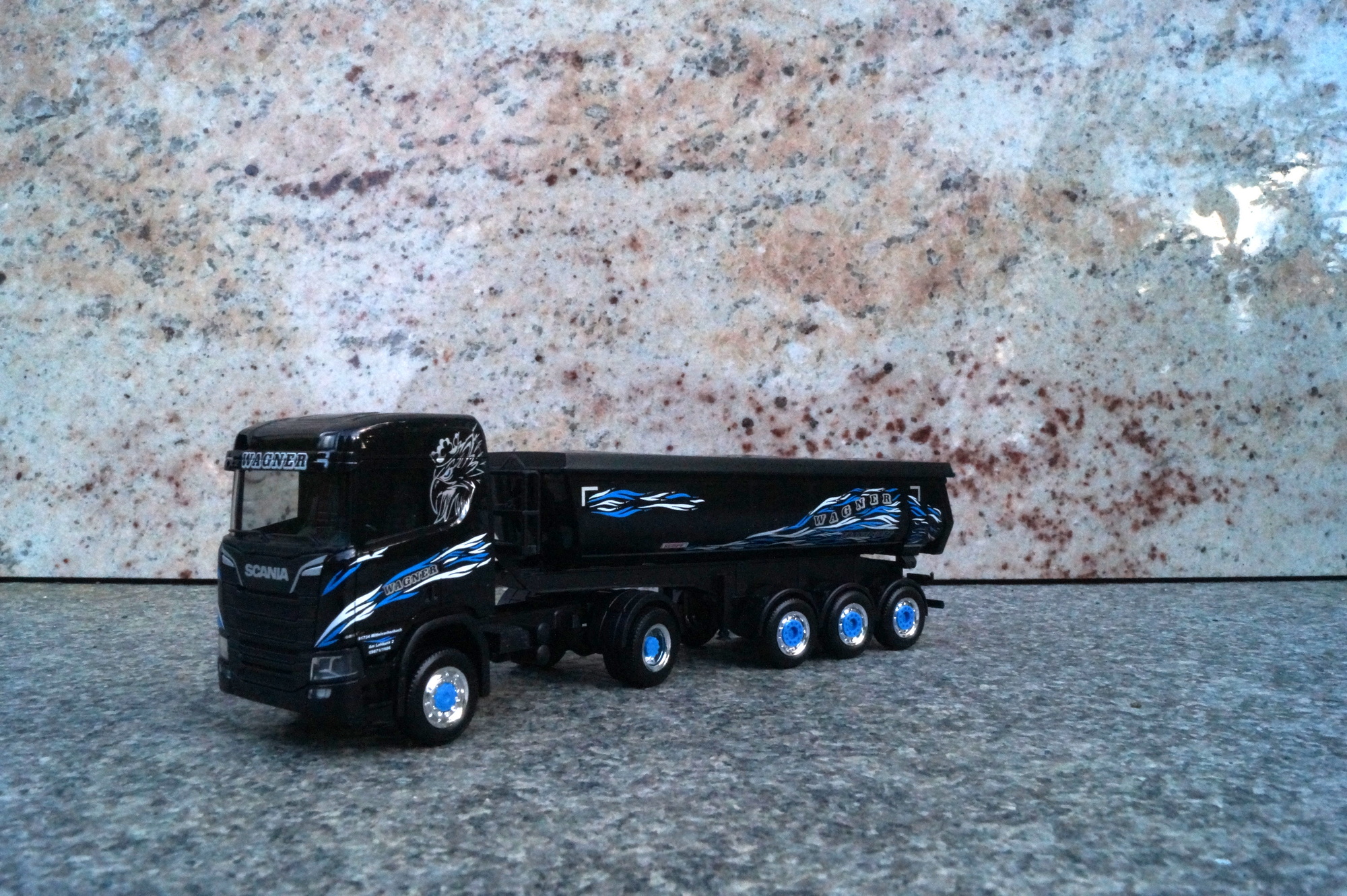 311991- Herpa  - Scania CR 20 4x4 Rundmulden-Sattelzug "Wagner Mitteleschenbach"