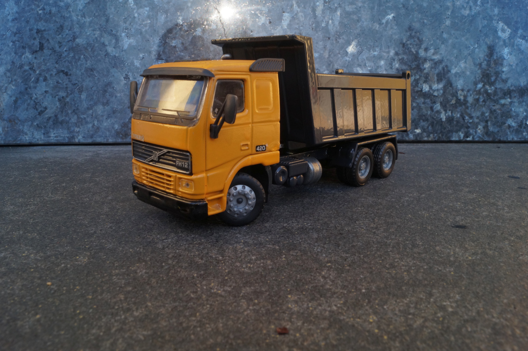 Volvo FH 12 3achs Kipper