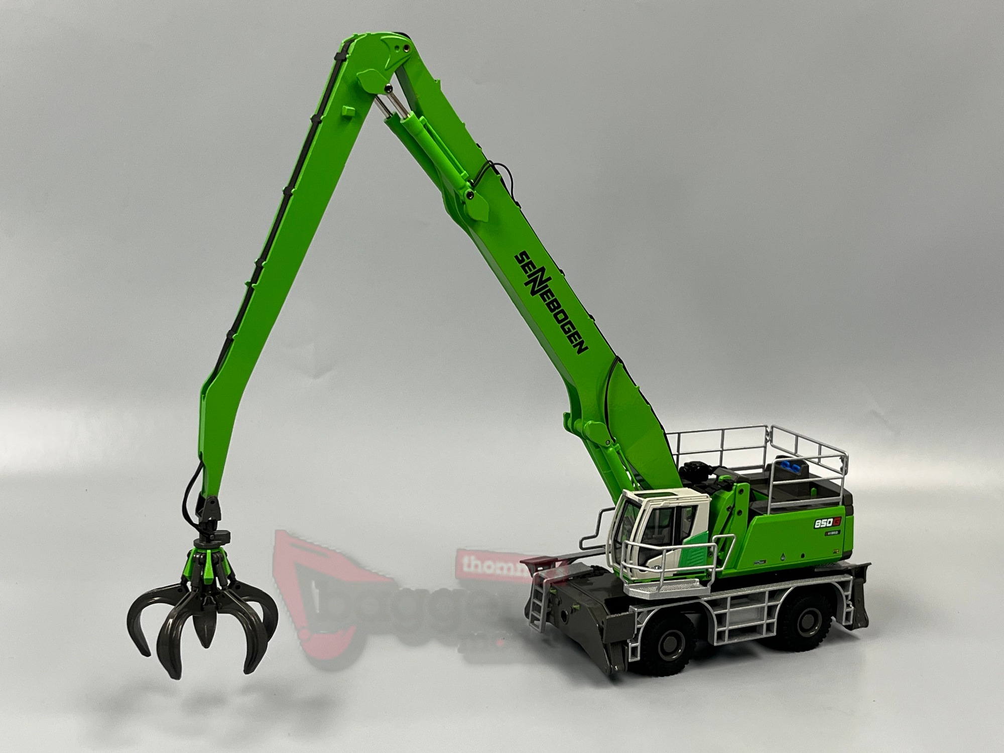 2238 - Conrad - Sennebogen 850G Mobile Materialumschlagmaschine mit Greifer