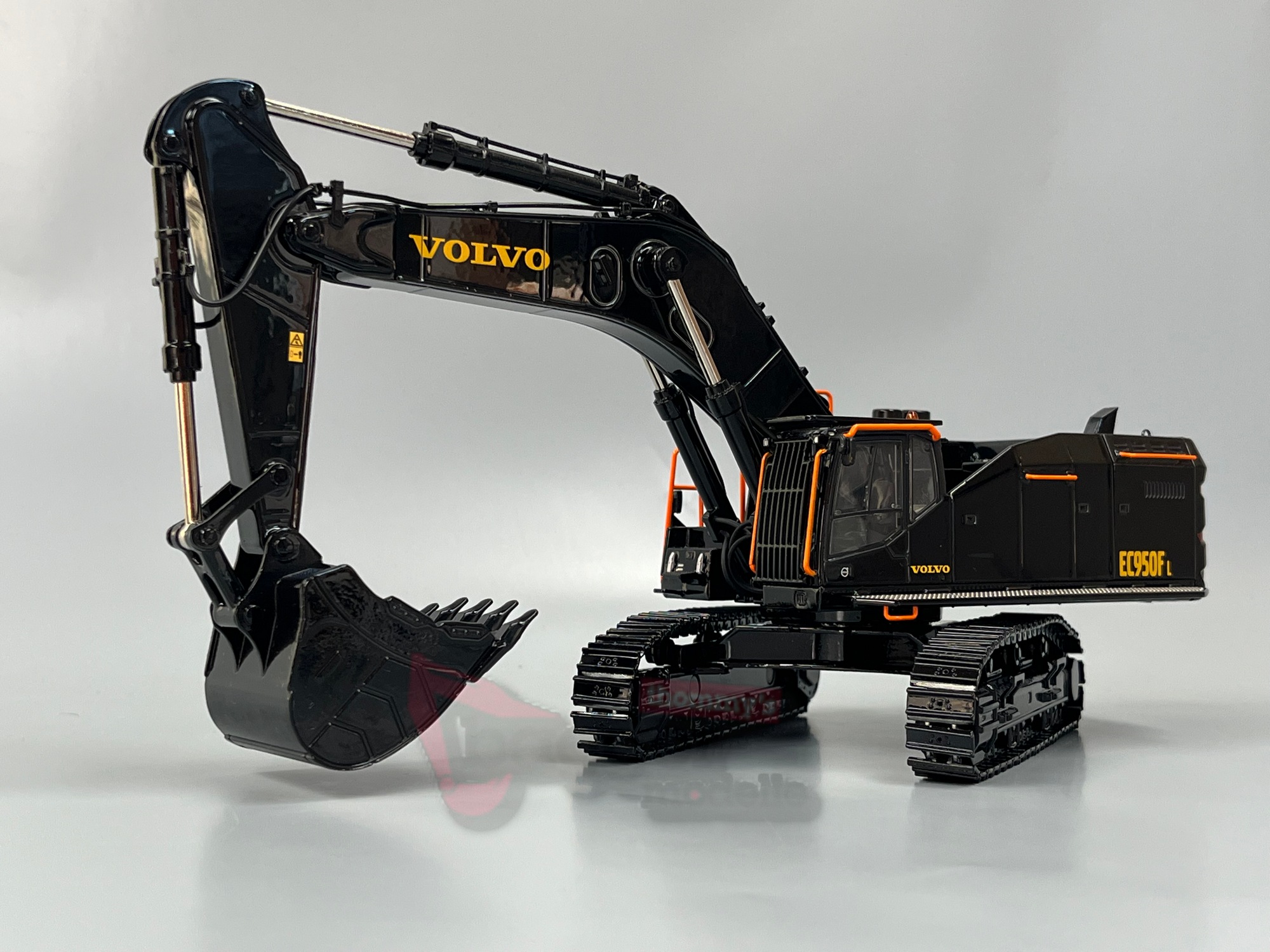 64-2013 -WSI - Volvo EC 950F Kettenbagger " schwarz"