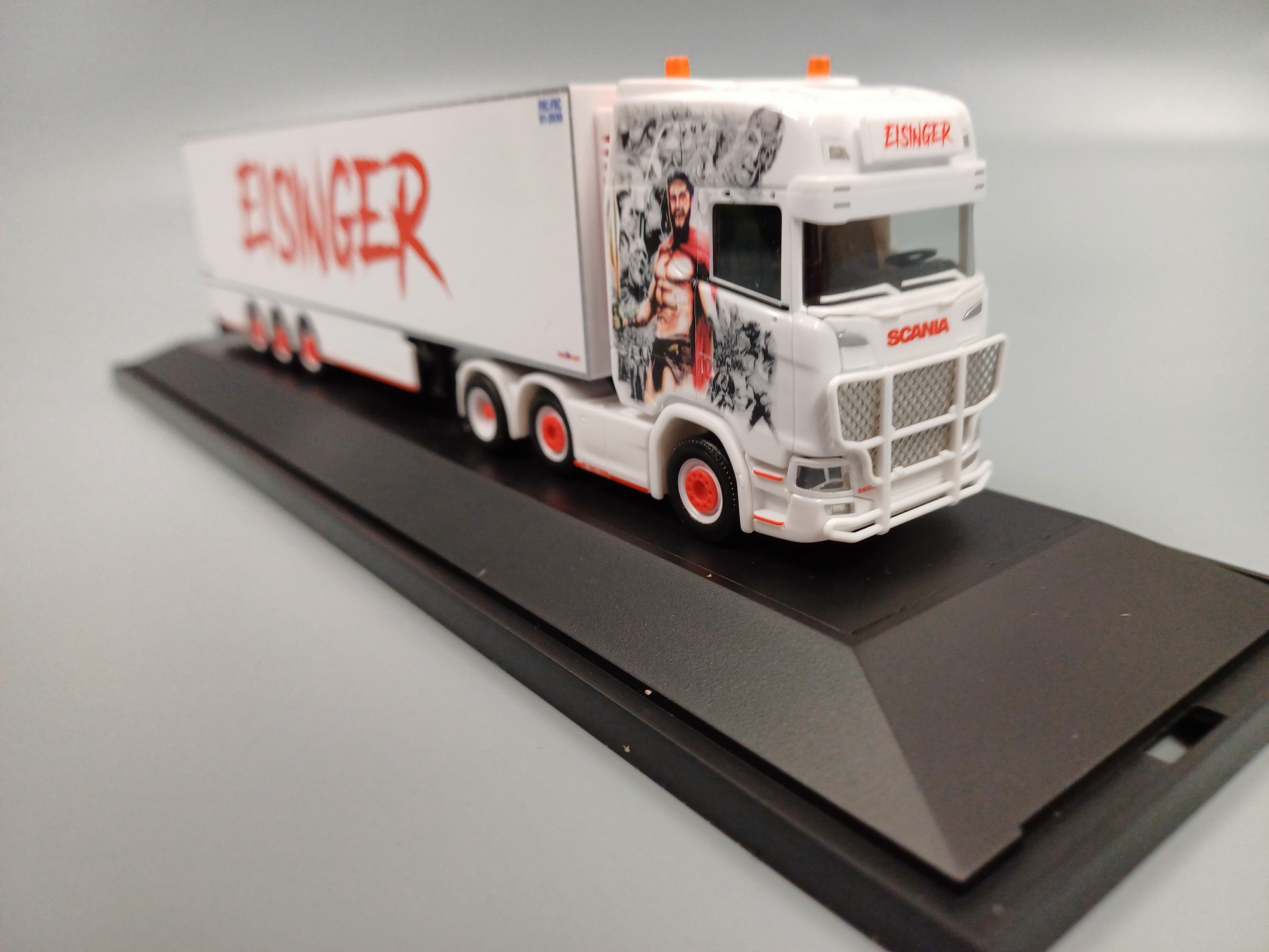 122306 - Herpa - Scania CS 20 HD Kühlkoffer-Sattelzug "Eisinger"