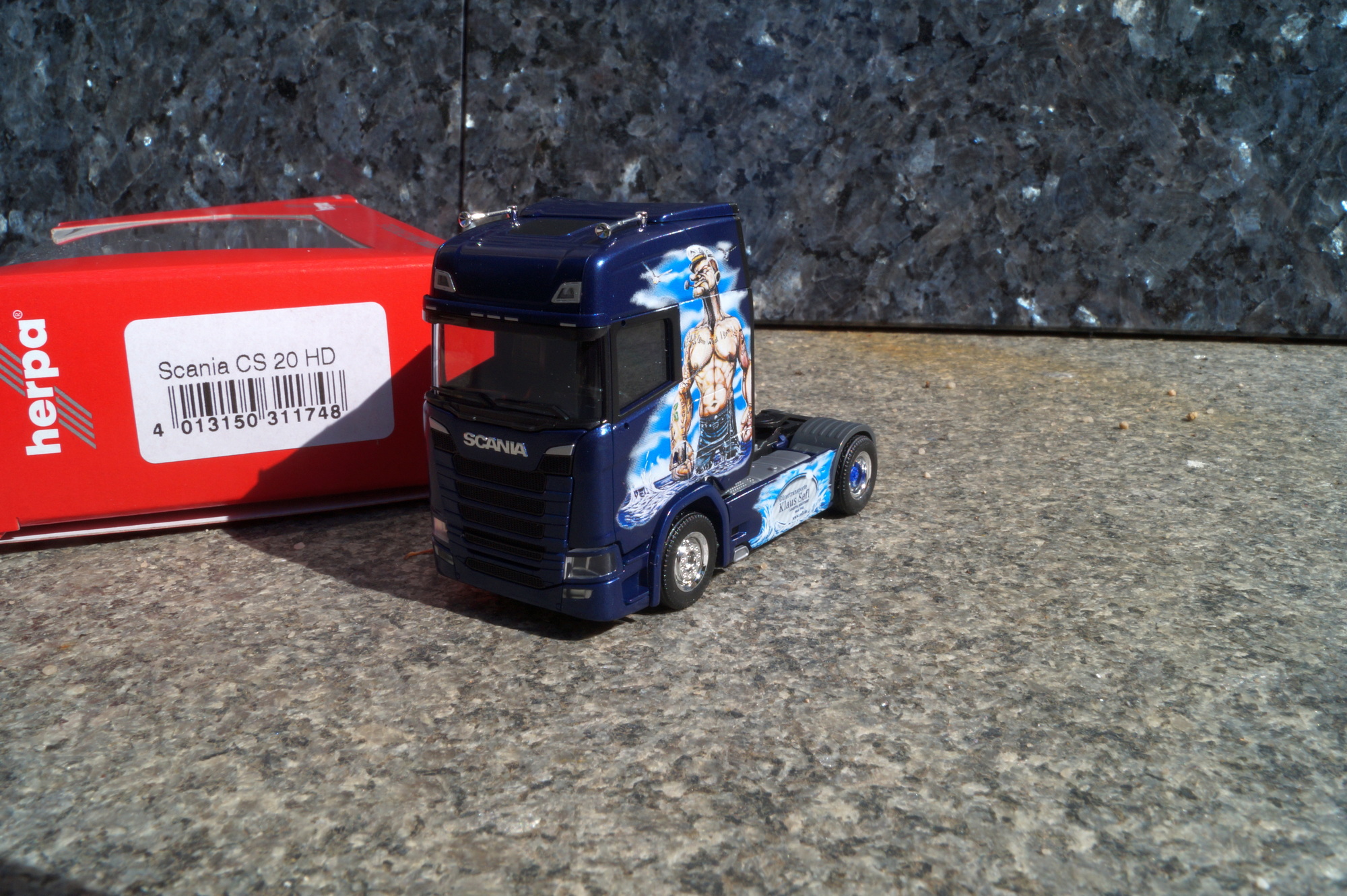 311749 - Herpa - Scania CS 20 HD Zugmaschine "Sefl Transporte / Popey"