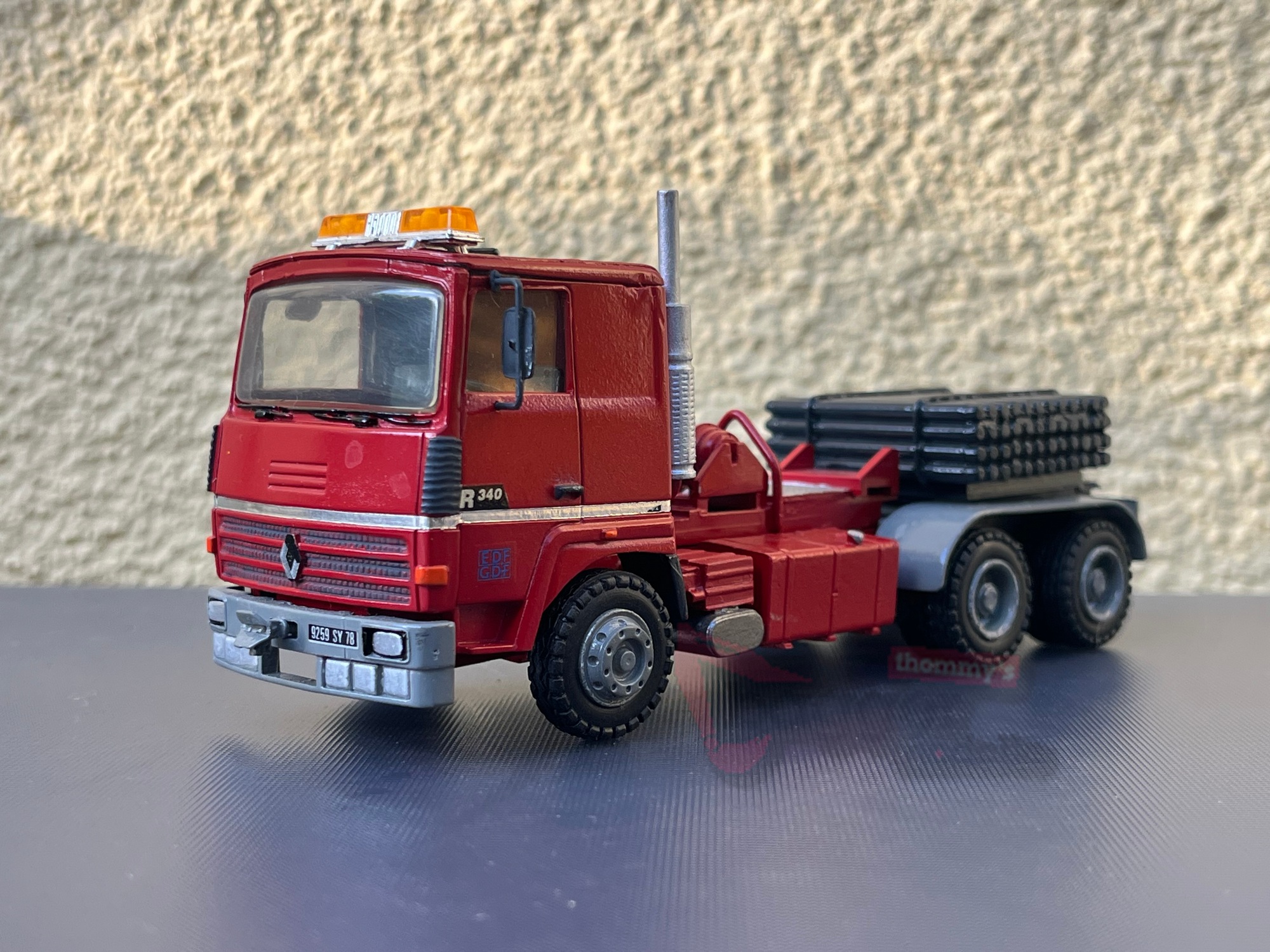 10175 - Rainer- Renault R 340 Schwerlastzugmaschine mit Ladung