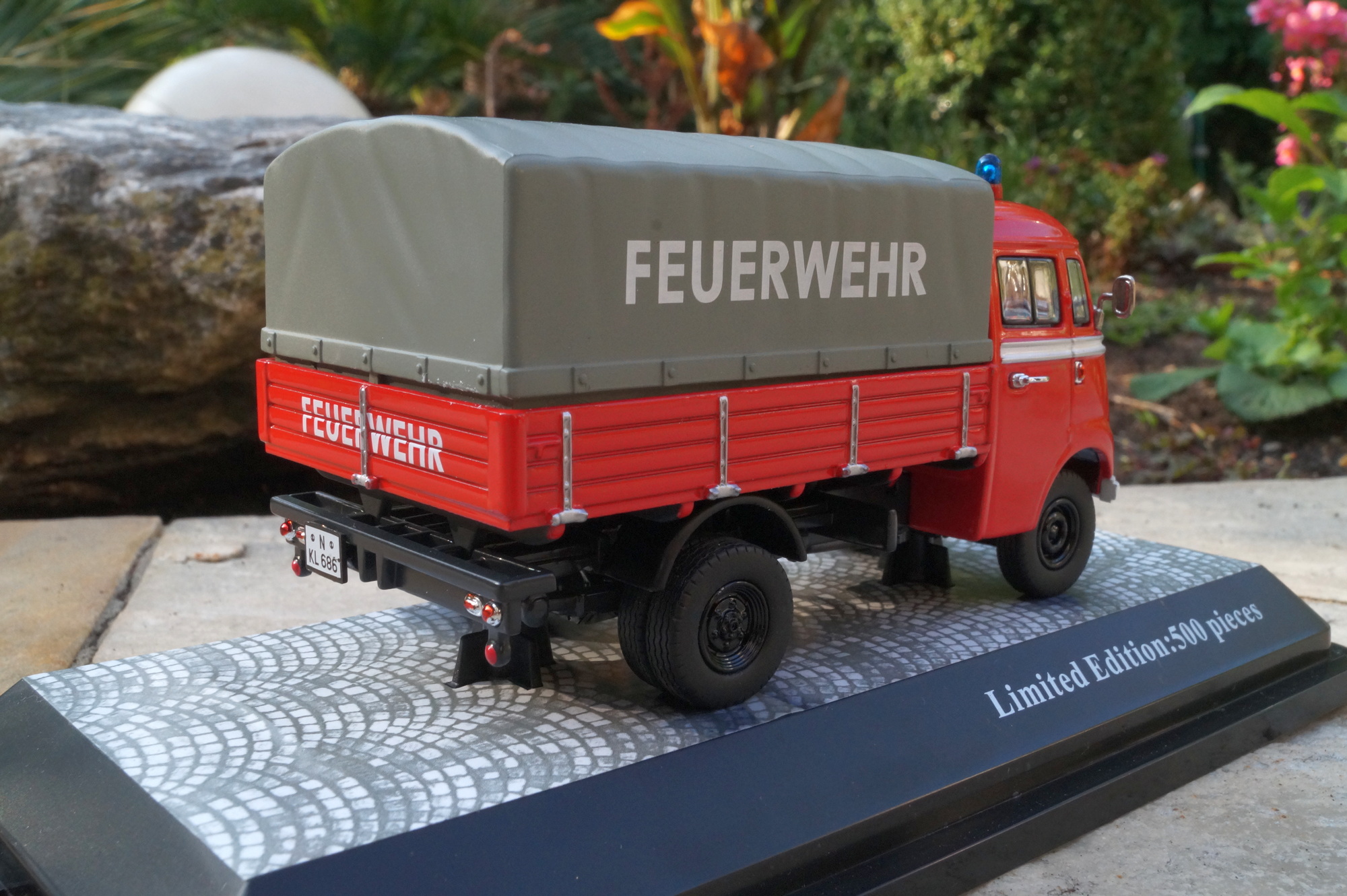 Mercedes Benz L 319 Pritschenwagen mit Plane "Feuerwehr"