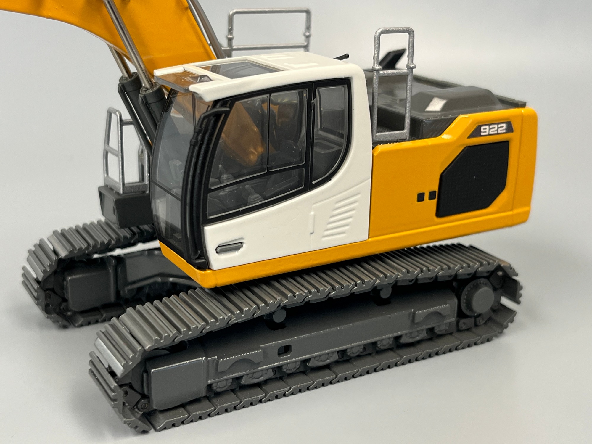 2214 - Conrad -Liebherr R 922 V Hydraulikbagger  mit GPS Leiste