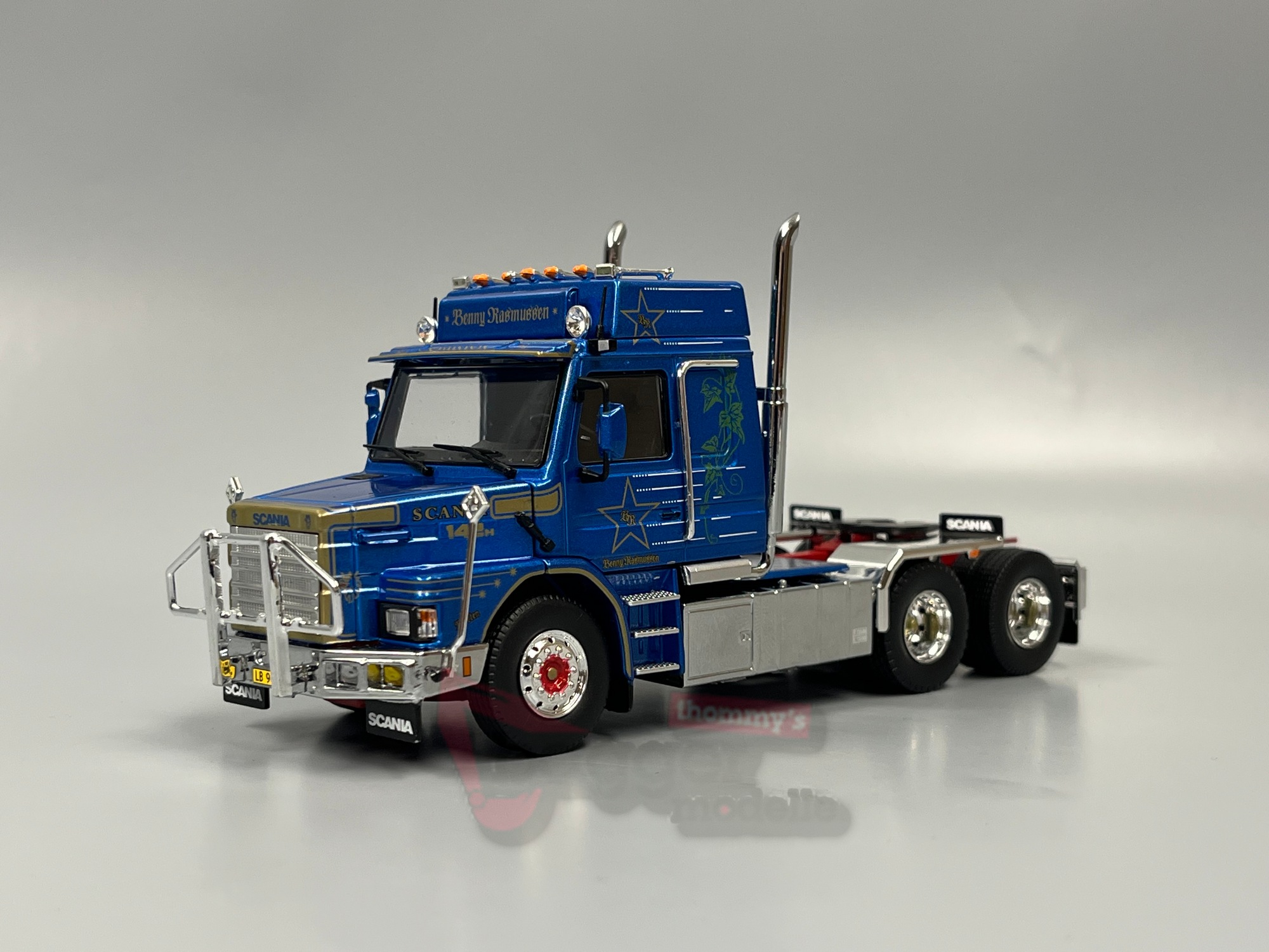 86008 -Tekno - Scania Torpedo 142 3achs Zugmaschine - Benny Rasmussen - DK