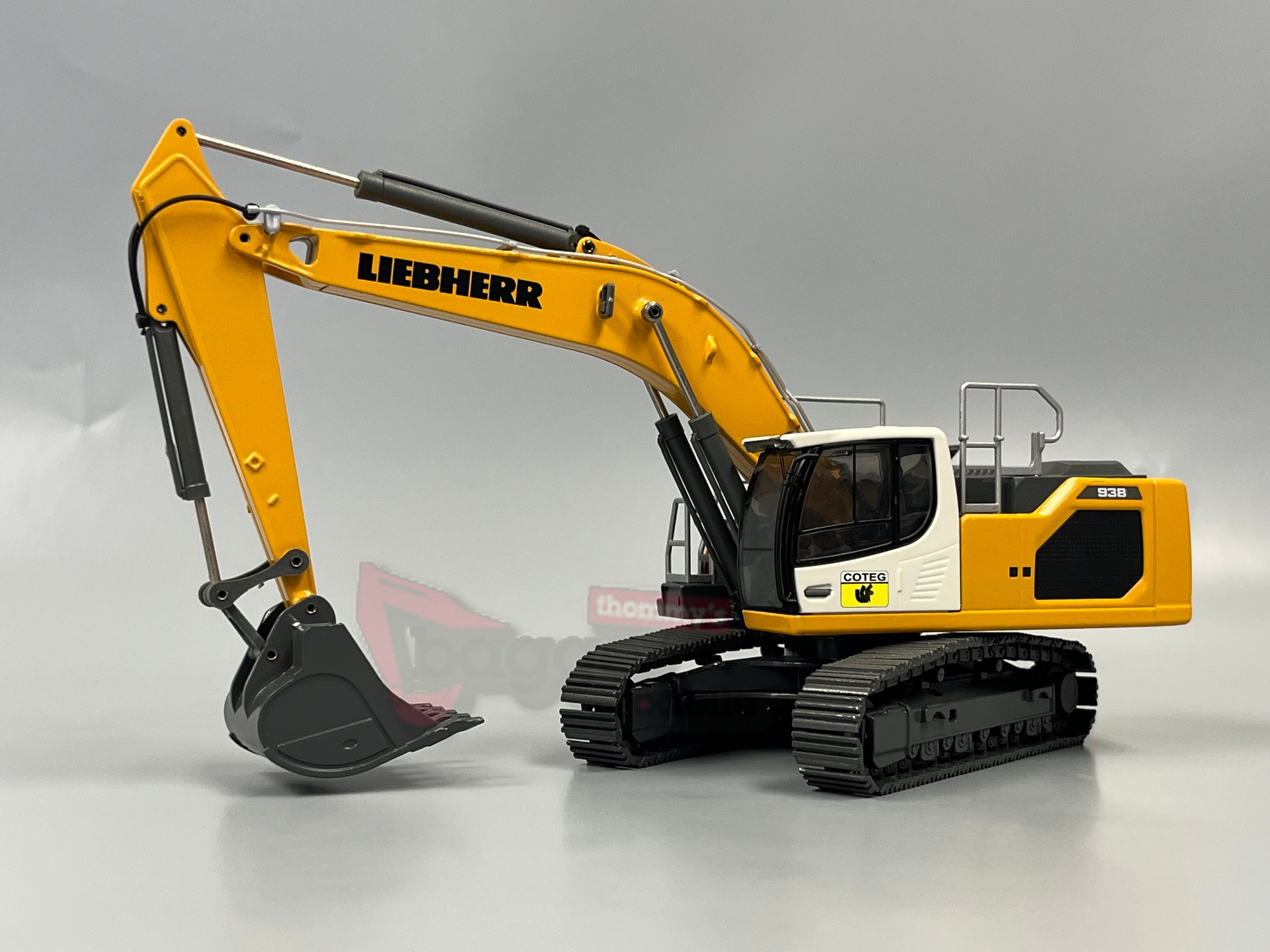 2215-18 - Conrad - Liebherr R 938 V Hydraulikbagger " COTEG"