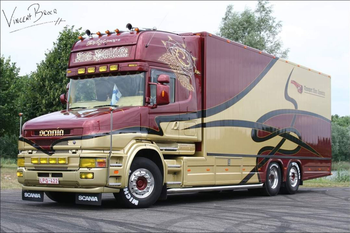 01-5389 - WSI - Scania 4 Serie Torpedo Topline 6x2 Solokoffer - Koen Hendrickx - BE