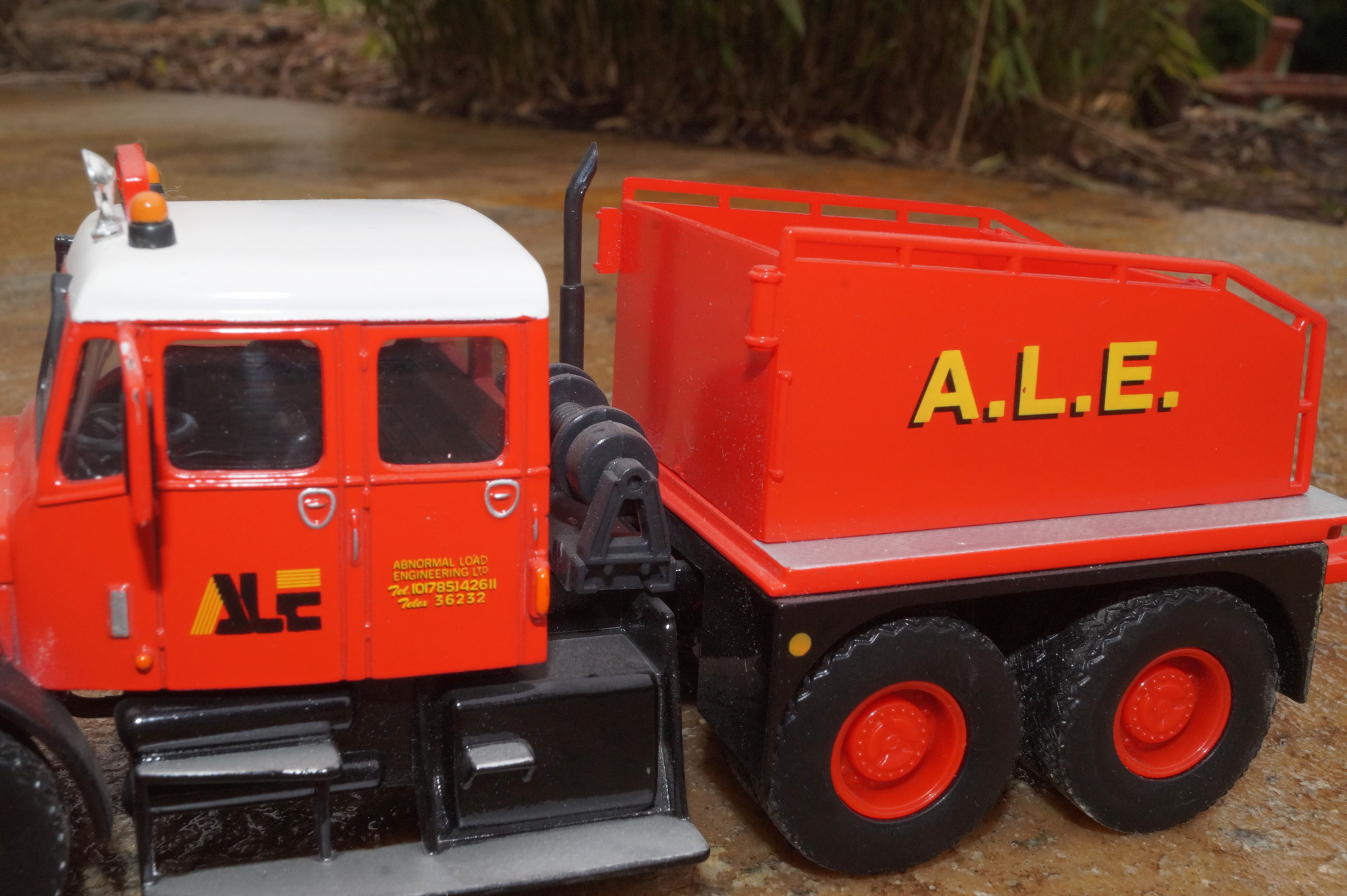 Scamell Zugmaschine mit Moduletrailer 6achs "ALE"