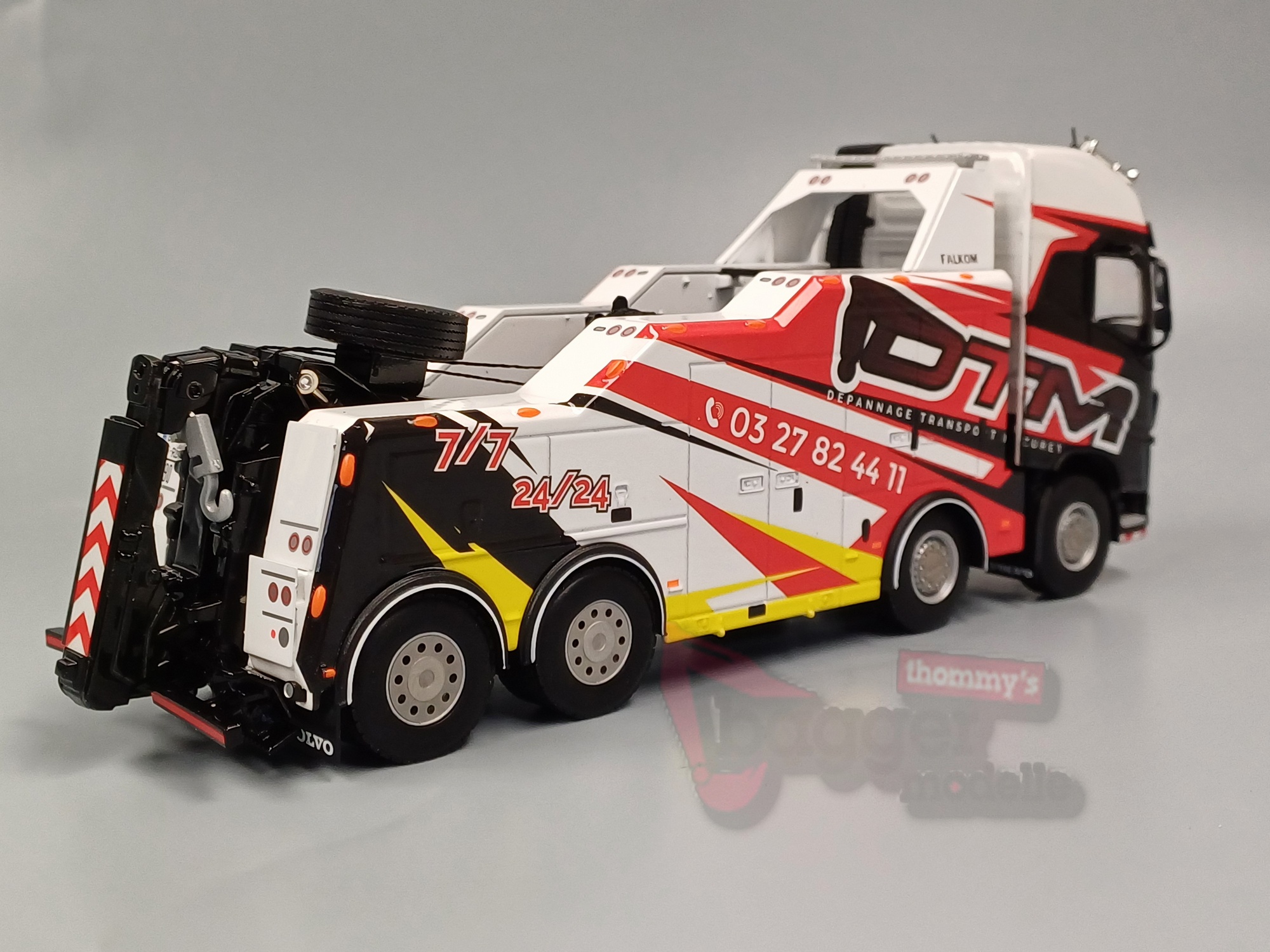 01-4508 - WSI - Volvo  FH4 GL. XL FALKOM  8X4  Bergefahrzeug " DTM Mazuret" - FR. -