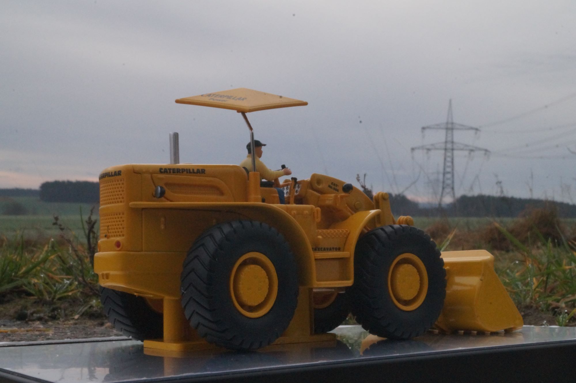 85579 - DCM - CAT 966A Radlader  Vintage