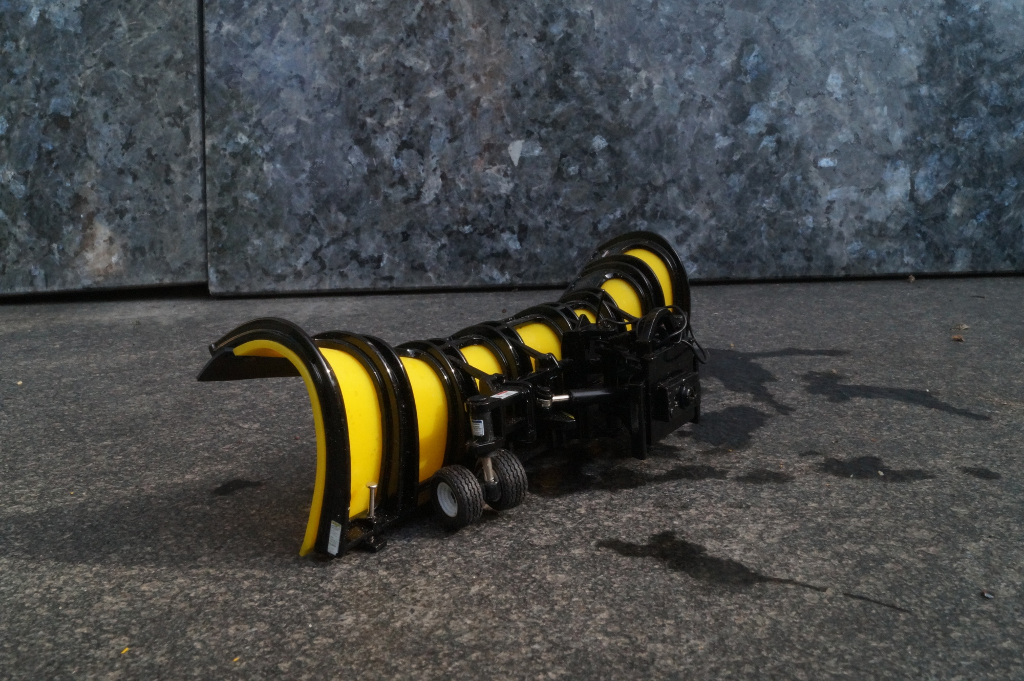 Zubehör Schneeschild für Oskosh Modelle