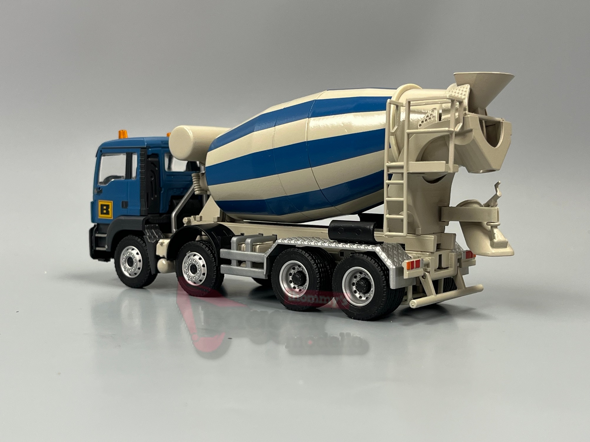 77131-2 - Conrad - MAN TGS M Euro 6 4achs Stetter  Betonmischer  "Berger"