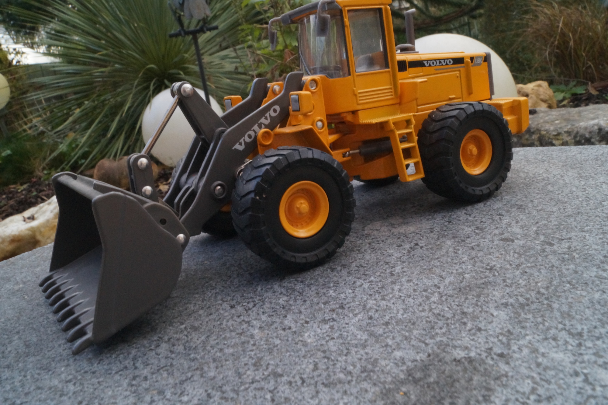 Motorart  - Volvo L 150 Radlader