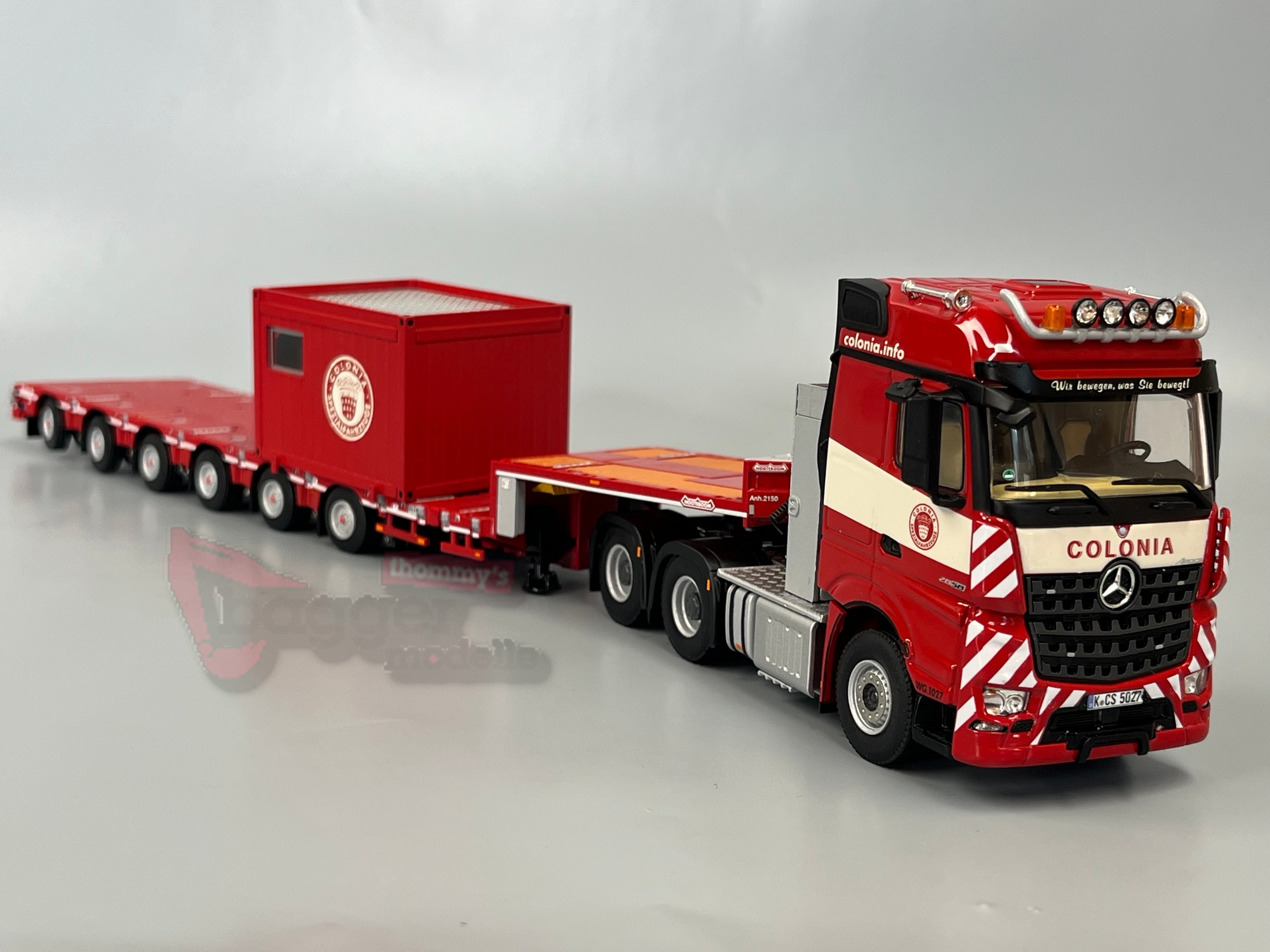 01-5018 - WSI - Mercedes Benz Arocs BigSpace 6x4 mit 6achs Manoovr Tieflader - Colonia - DE