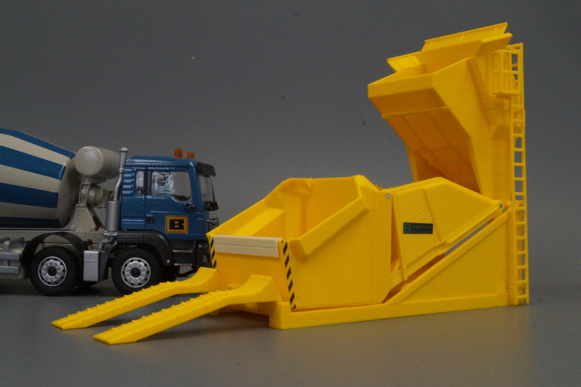 5415-2 - MSM - Umschlaggerät 2x 9m3 Gelb