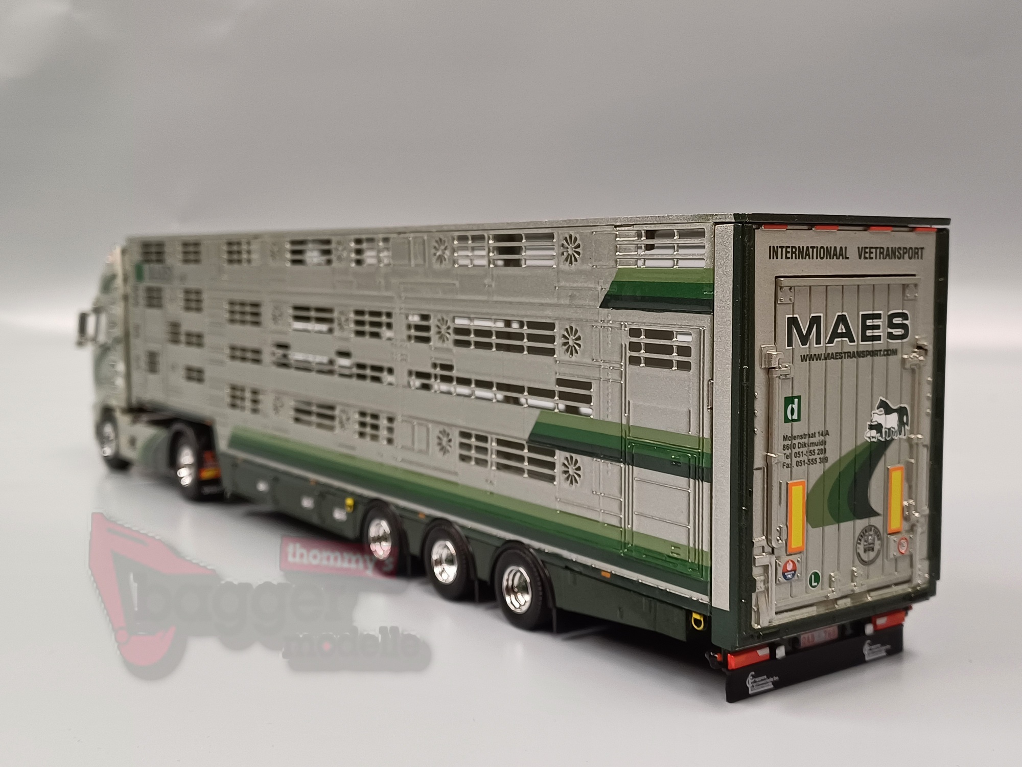 85999 - Tekno - Volvo FH02 GL mit 3achs Viehtransportauflieger - Maes - B -