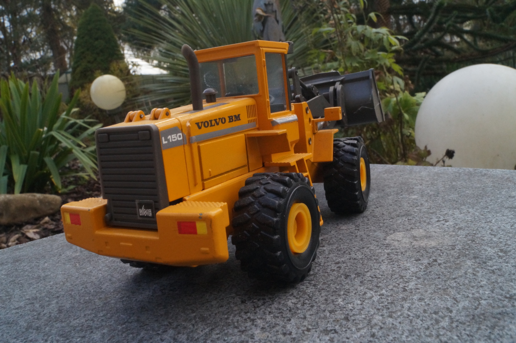 NZG - Volvo L 150 Radlader