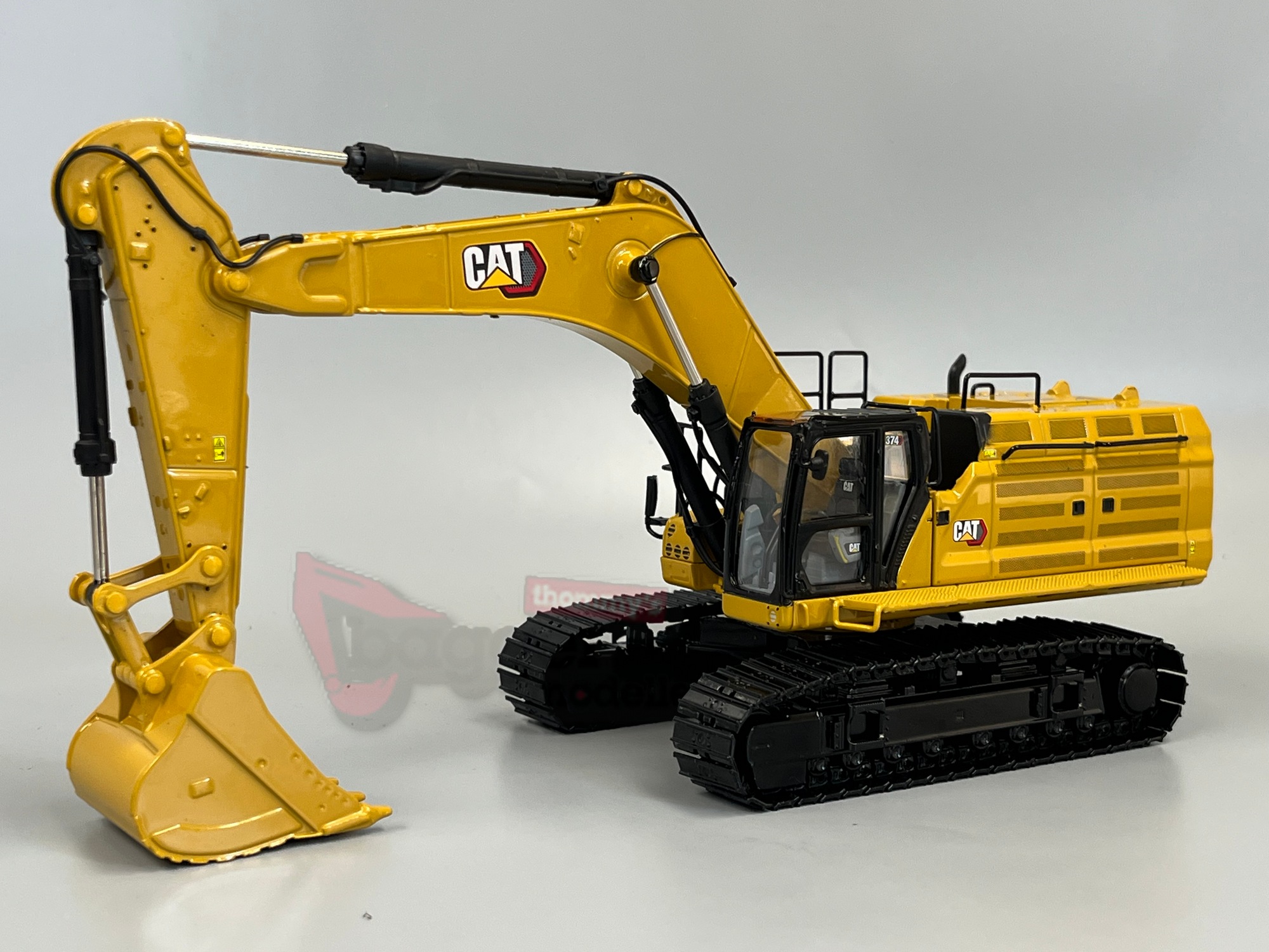 85793 - DCM - CAT 374 Hydraulikbagger 
