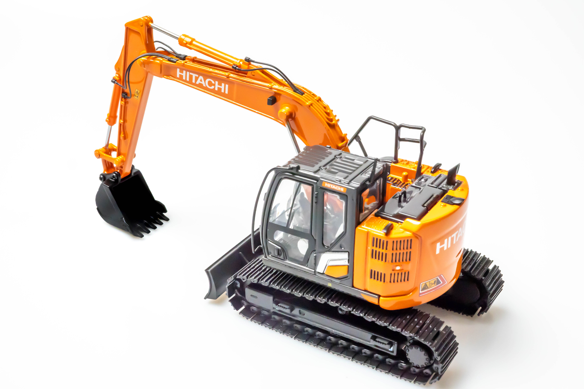 30147 - Replicars - HITACHI Kurzheck-Bagger ZX135US-7