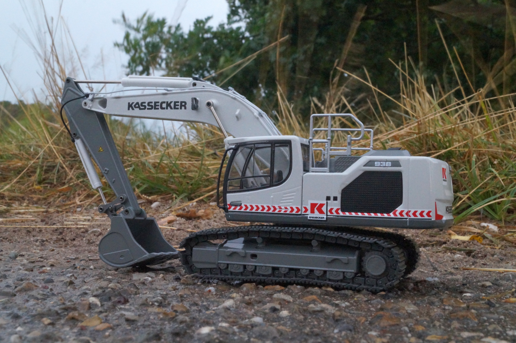 2215-6 - Thommys  - Liebherr R 938 V Hydraulikbagger  "Kassecker