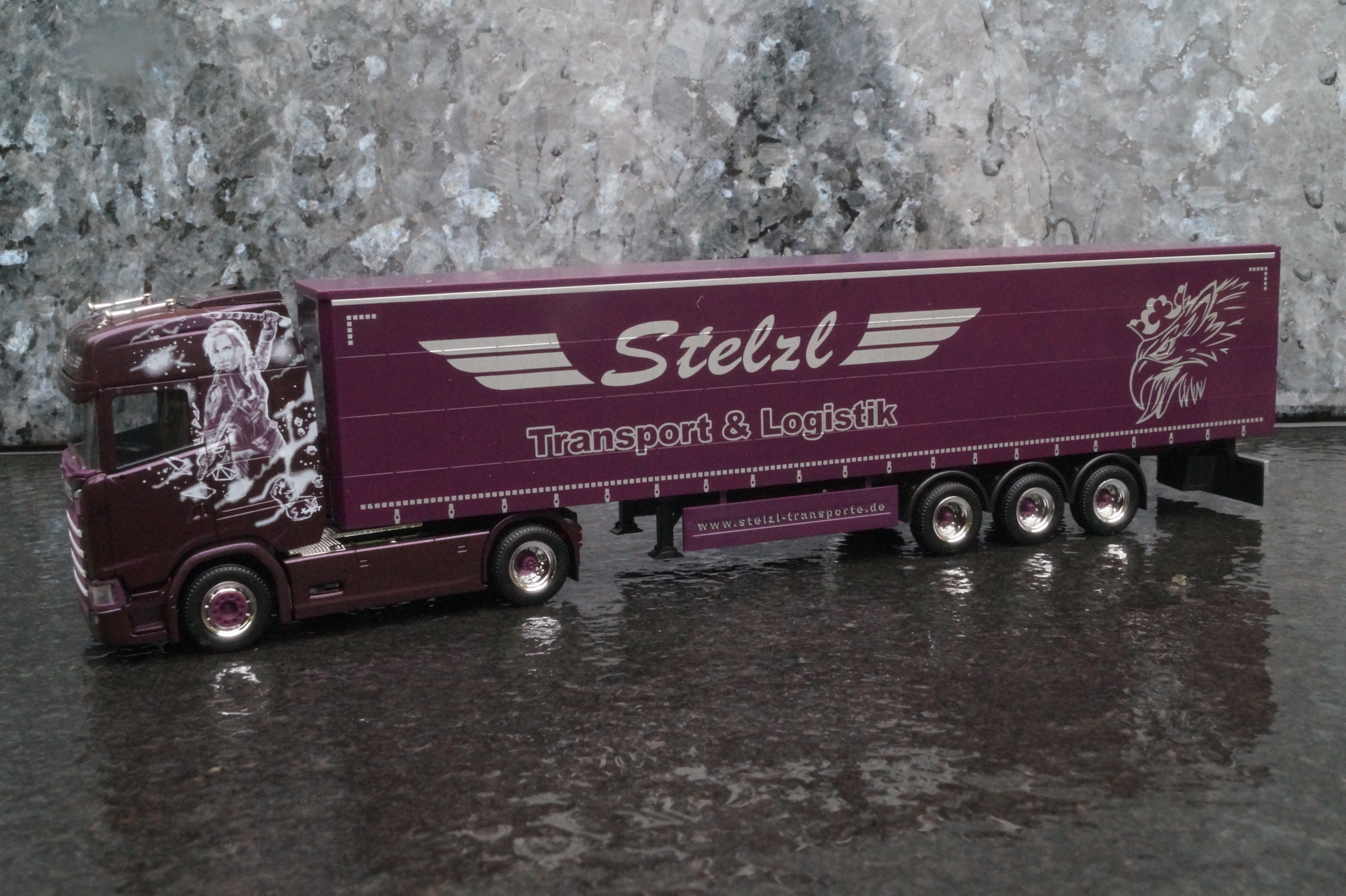 953115 - Herpa -Scania CS 20 Gardinenplanen Sattelzug Stelzl"
