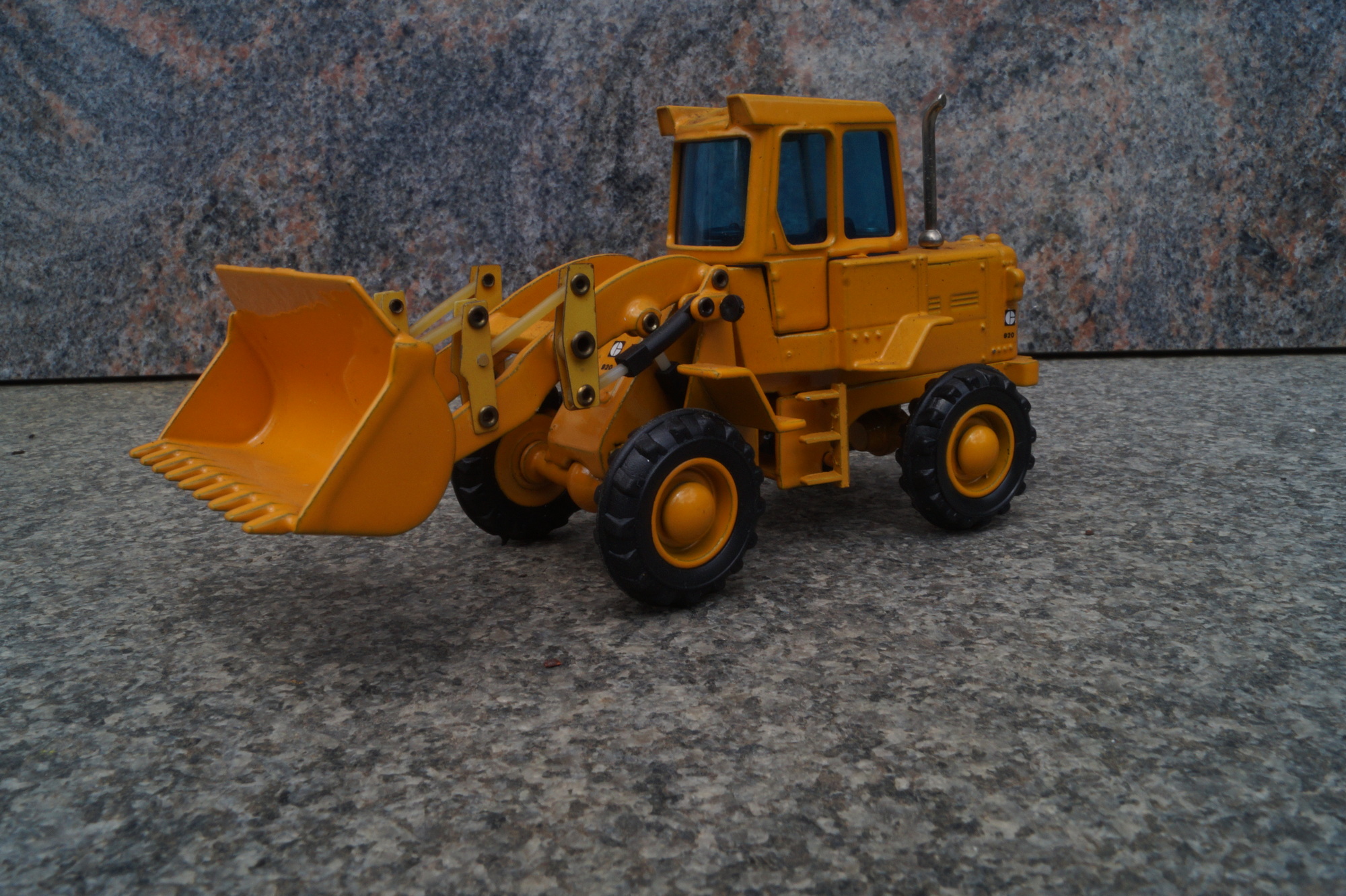 CAT 920 Radlader mit Schaufel