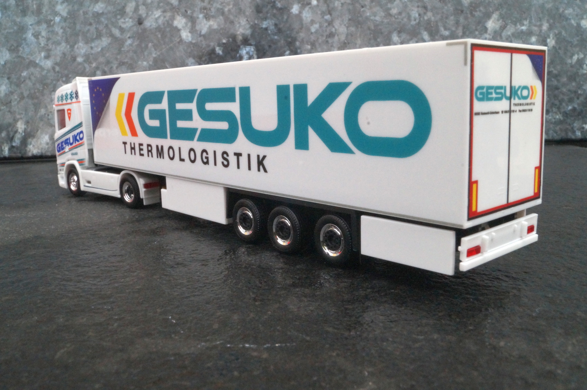 313780 - Herpa - Scania CS 20 HD Kühlkoffer-Sattelzug „GESUKO“