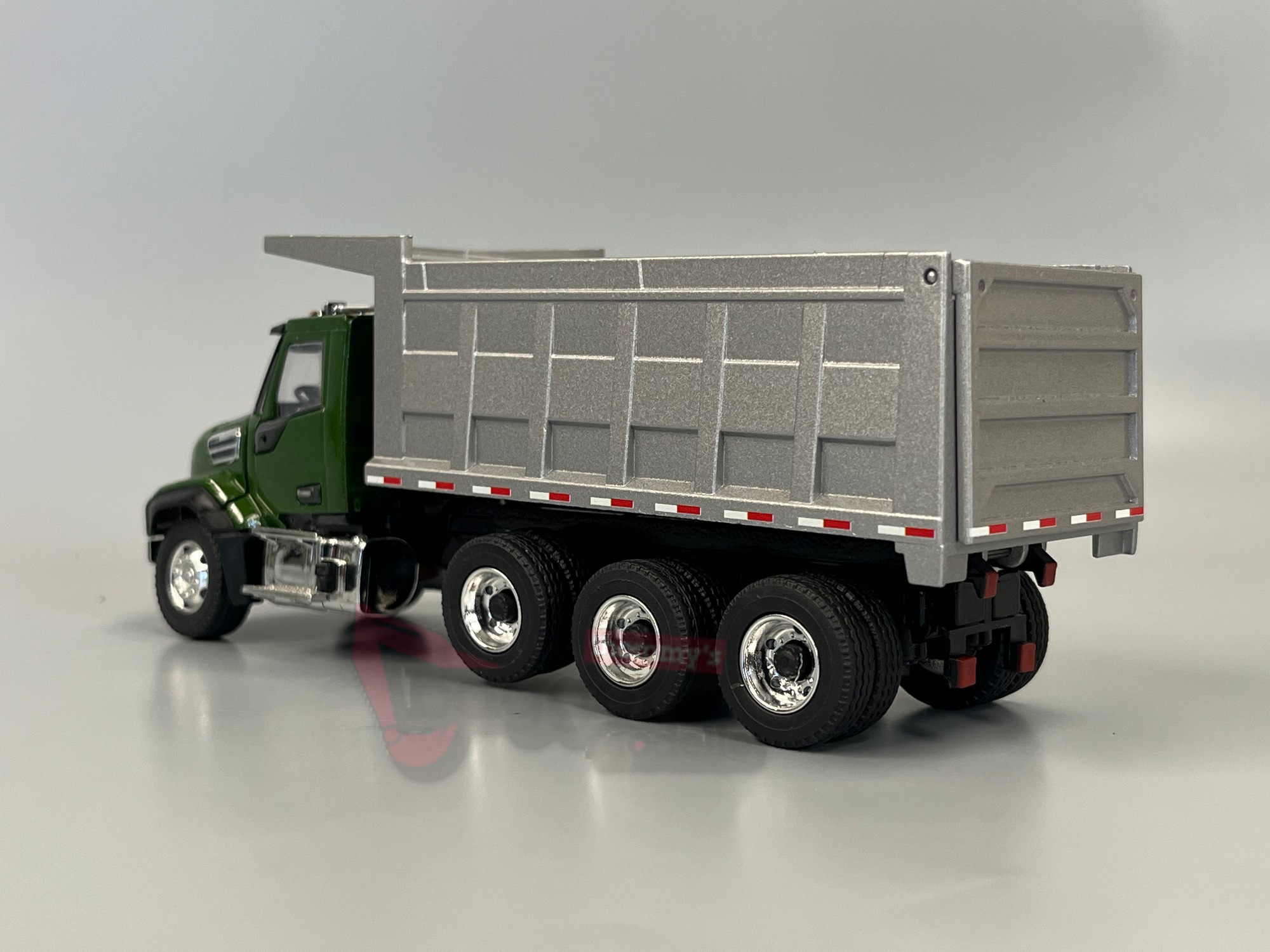 86105 - Conrad  - Mack Granite mit Kippmulde
