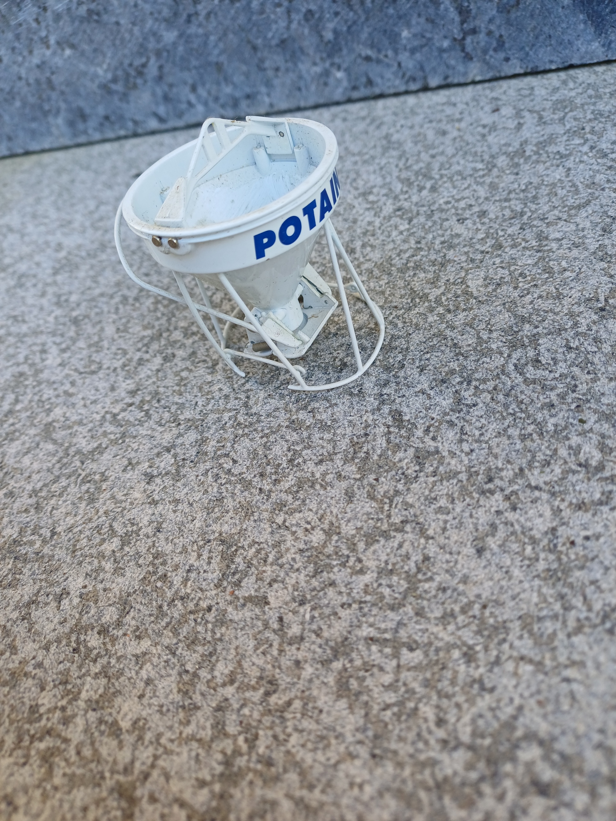 10154 - Zubehör -TWH- Potain Betonkübel