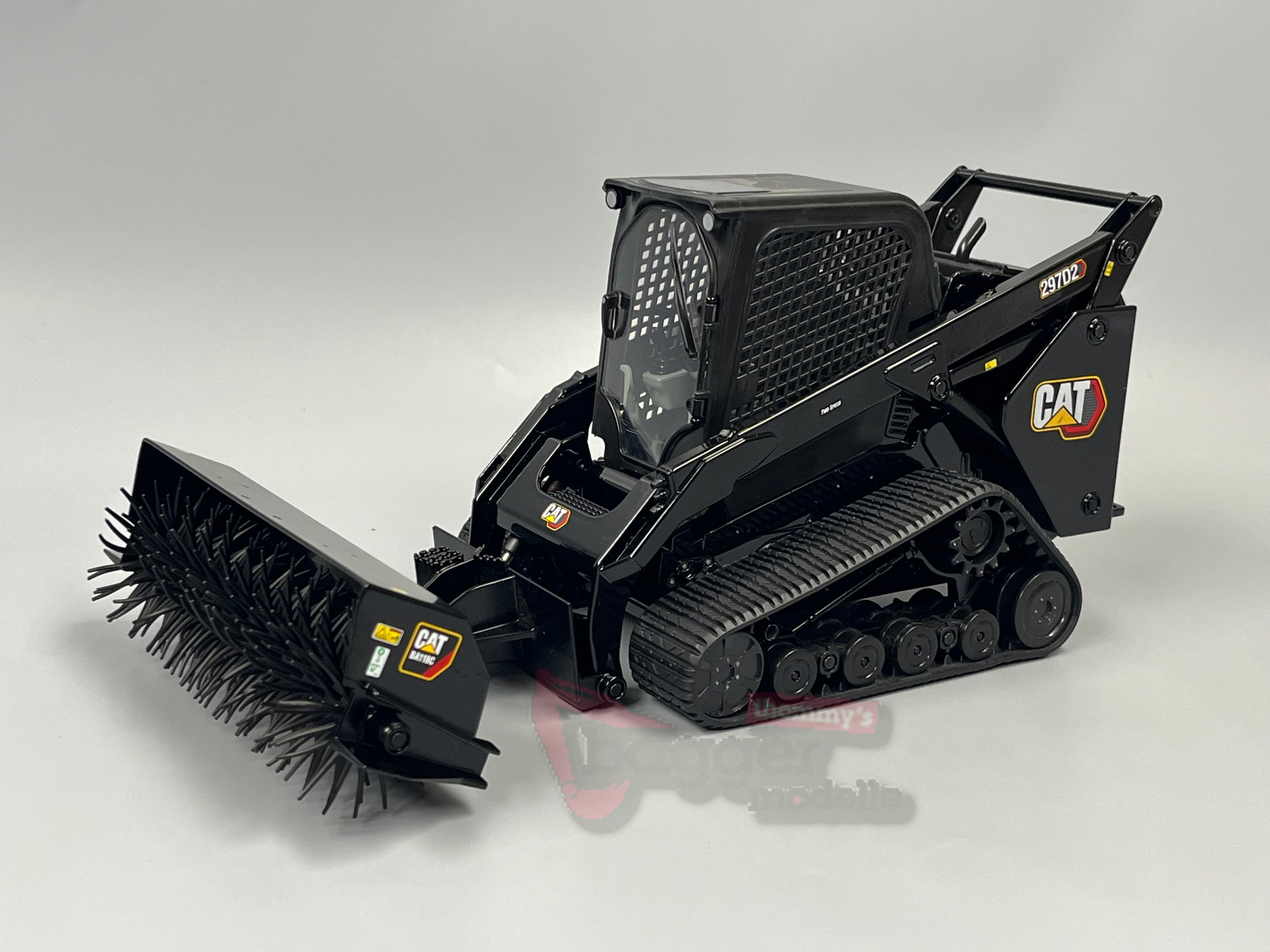 85268BK - DCM - CAT 297D2  Kompaktkettenlader - schwarz - 1:16