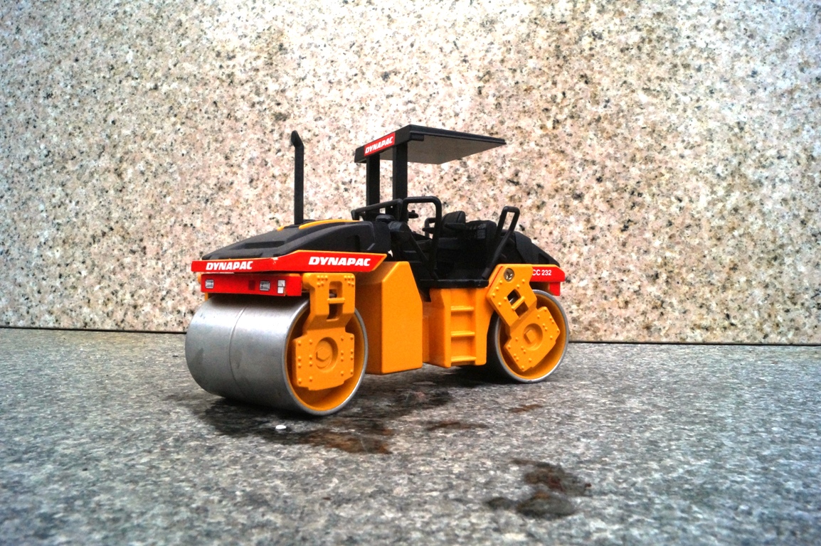 Dynapac CC 232 Walze 1:35