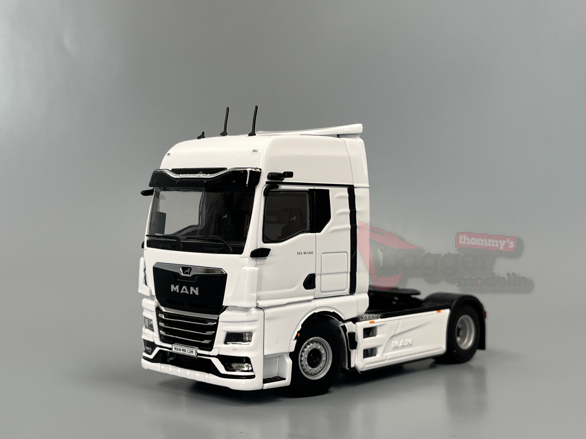 03-2061 -WSI - MAN TGX GX  2achs Solo Zugmaschine weiß