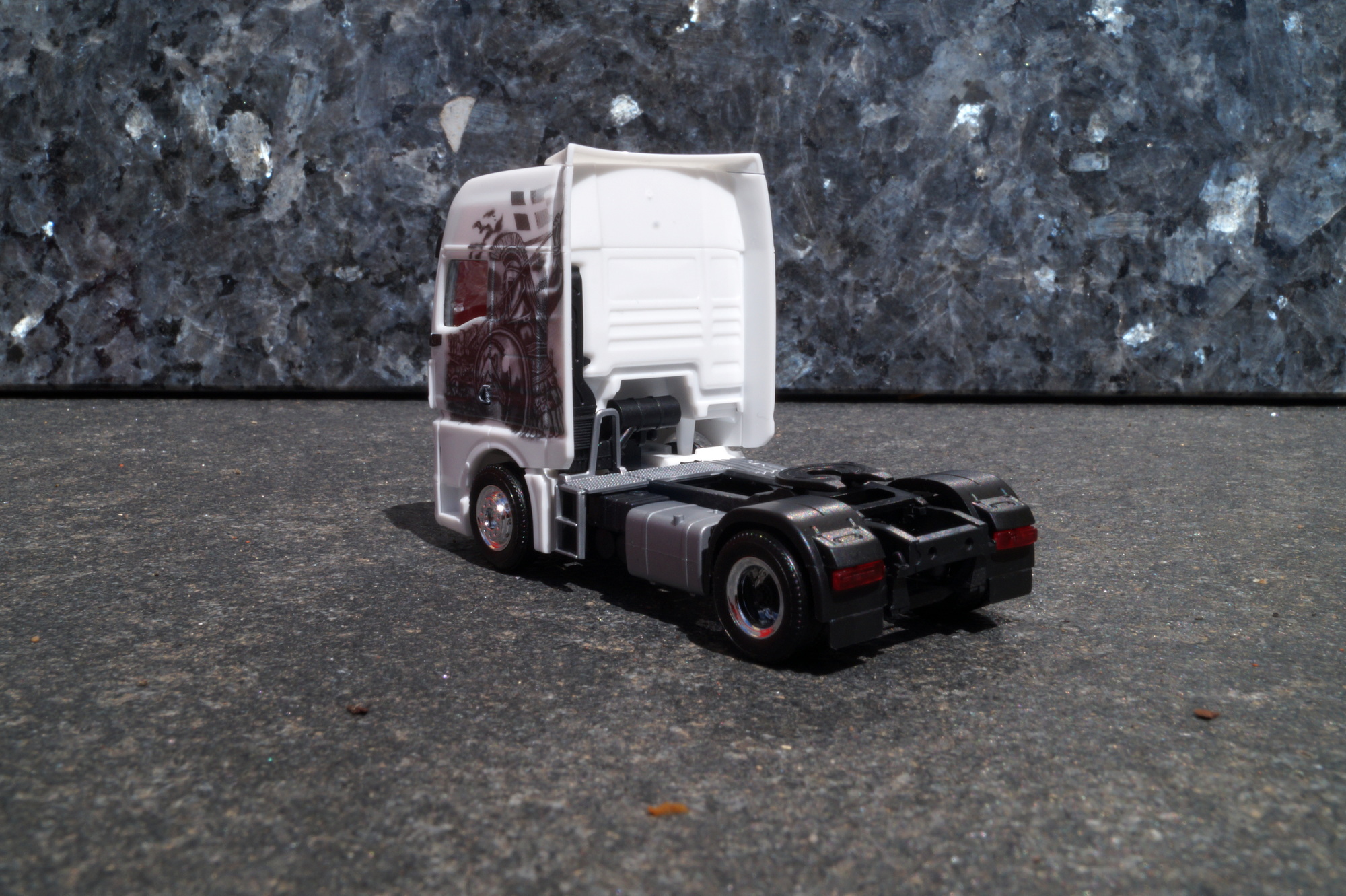 314473 - Herpa - MAN TGX GX Zugmaschine „Lagoudakis 1 / Archilles, Held von Troja“