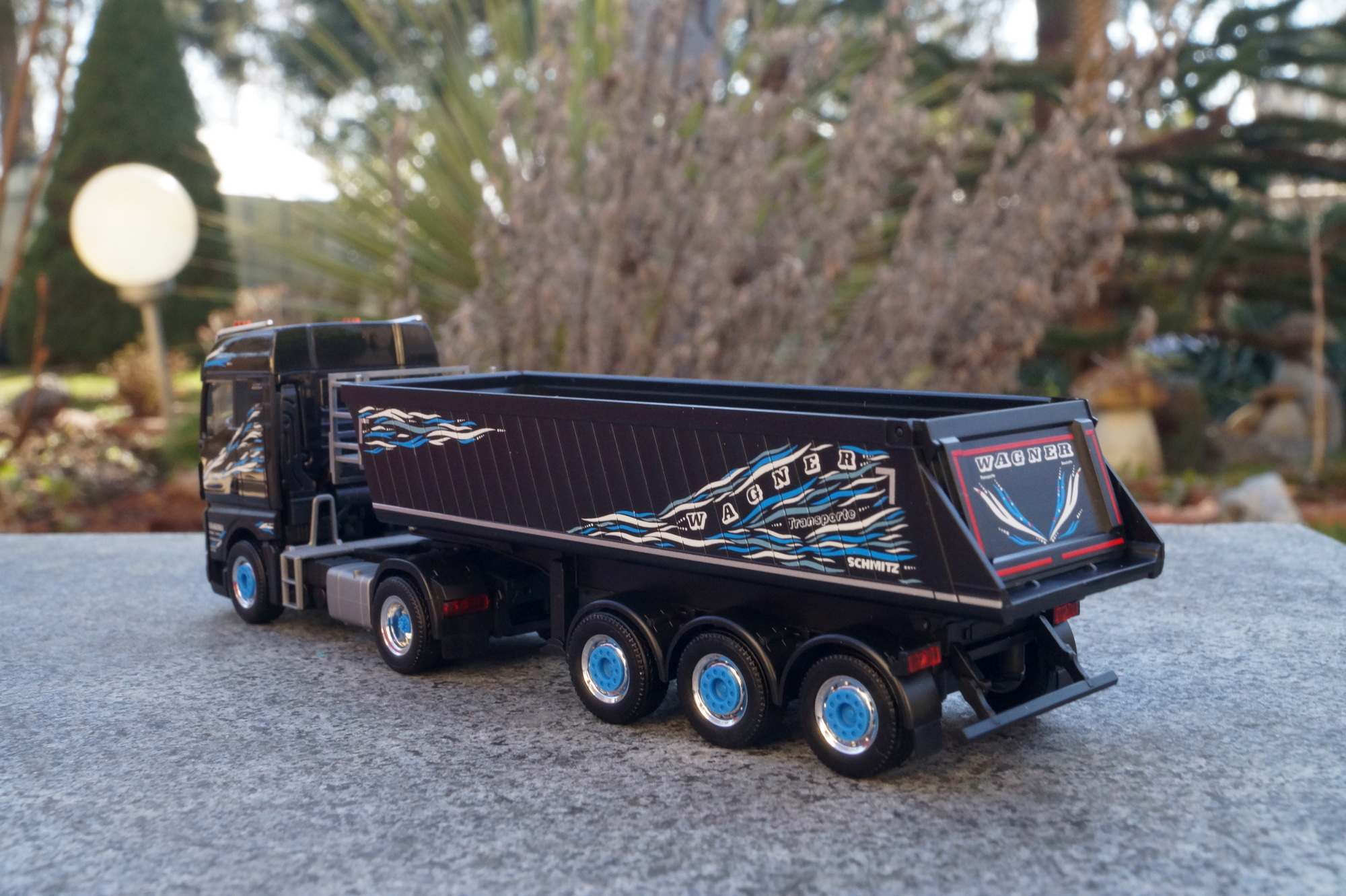 315135 - Herpa - MAN TGX GM Kipp-Sattelzug „Wagner Mitteleschenbach“