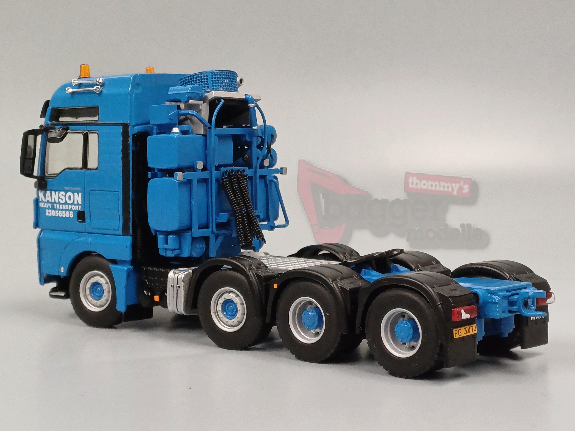 01-4785 - WSI- MAN TGX XXL Zugmaschine mit Ballastbrücke und Anhängekupplung  - Kanson