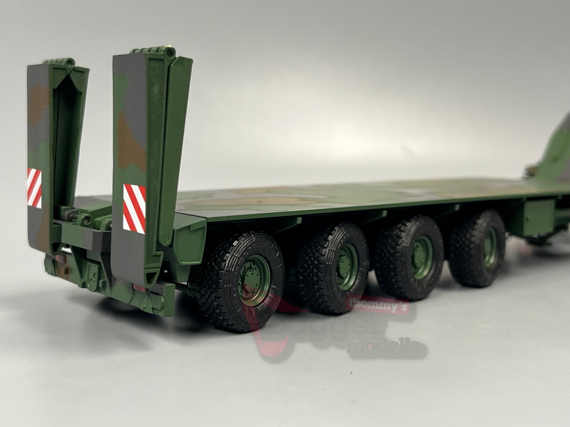 52-01 - KRANLAB - FAUN SLT-50 -2 mit 4achs Kässbohrer Tieflader - ELEFANT - Camouflage