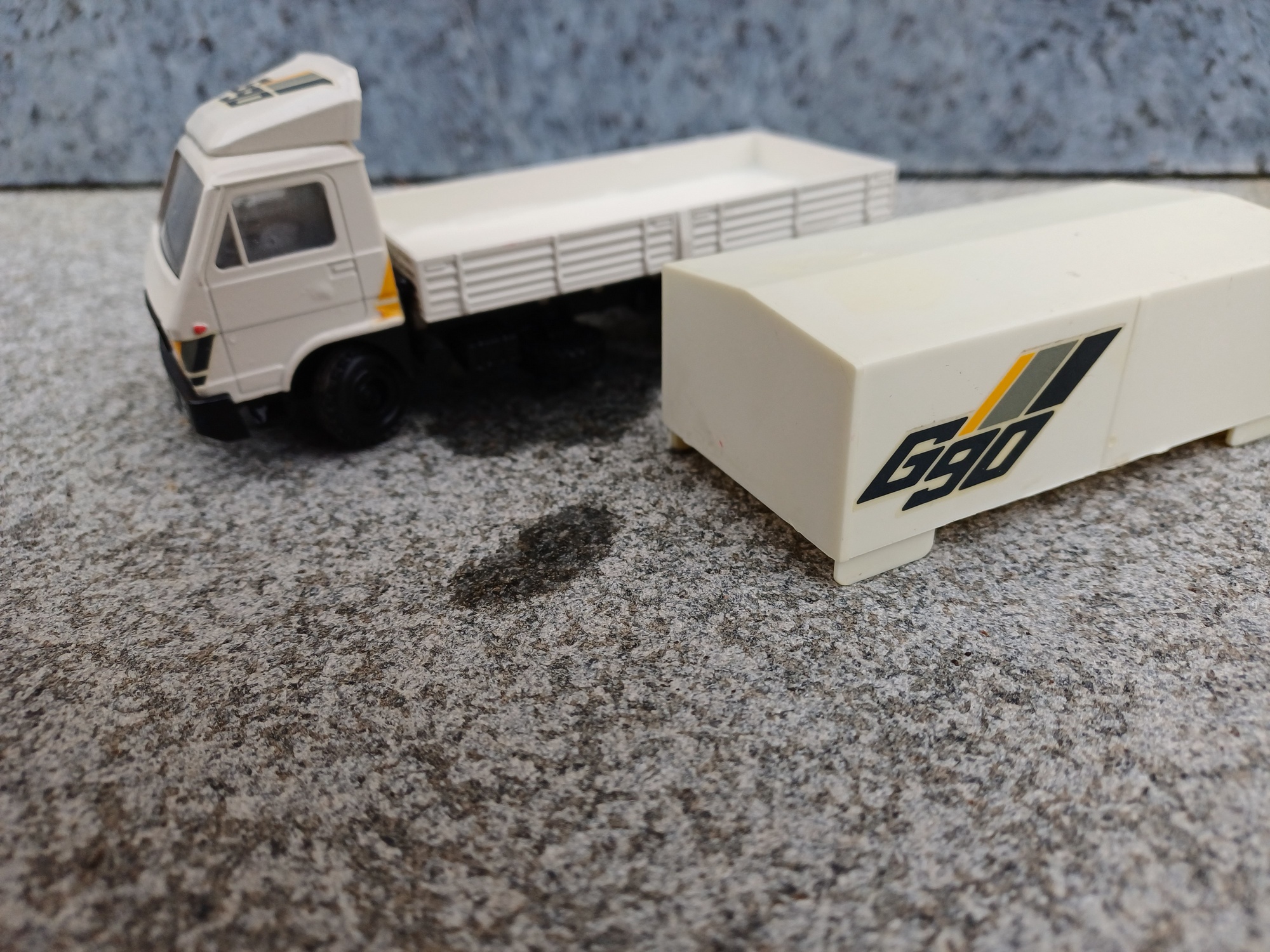 10138 -Rainer - MAN 2achs Pritschenwagen mit Plane "G90"