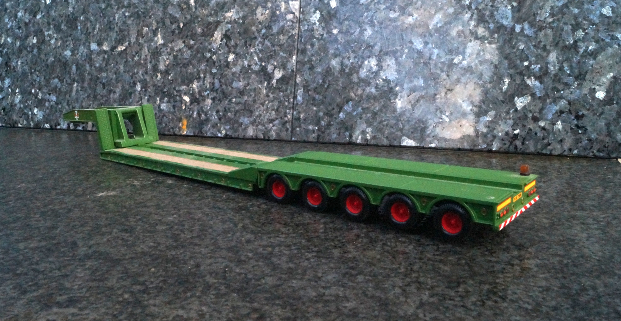 Zubehör 6achs Tieflader mit Auffahrrampen