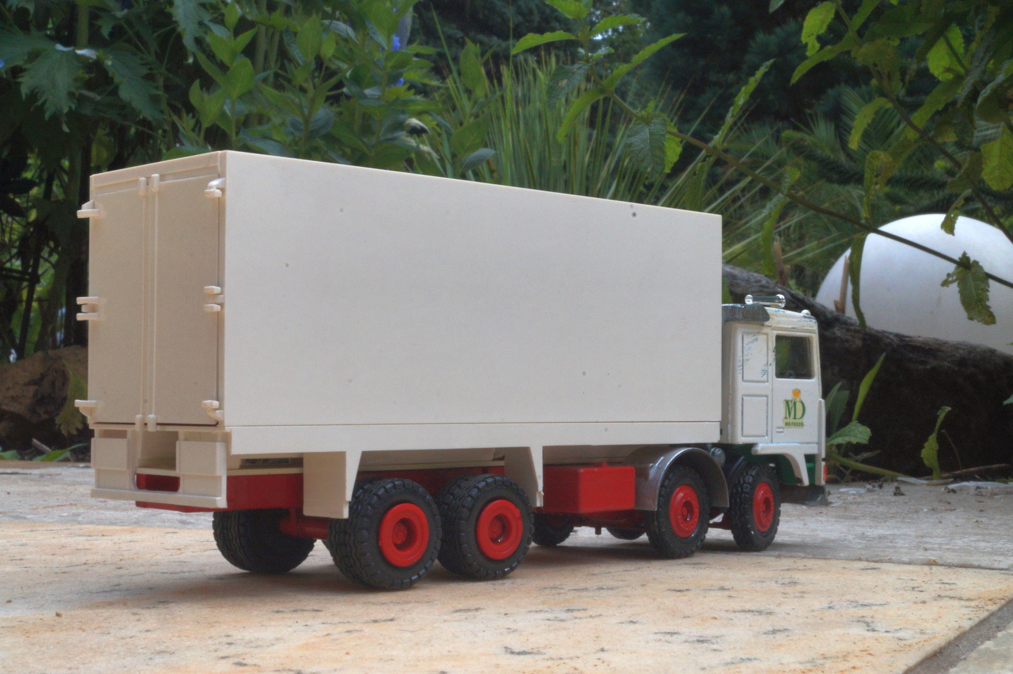 Volvo FH 12 Kofferauflieger 4achs