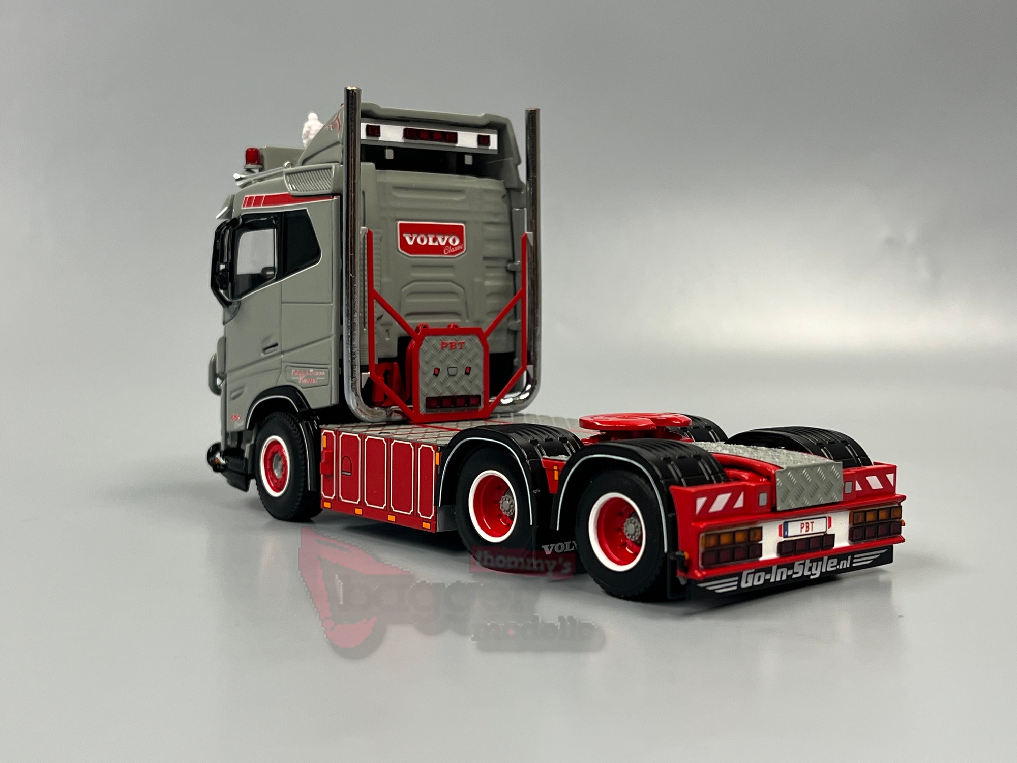 01-5237 - WSI -  VOLVO FH5 Schlafkabine 6x2 Nachlaufachse 3achs Zugmaschine "PBT Belgium"