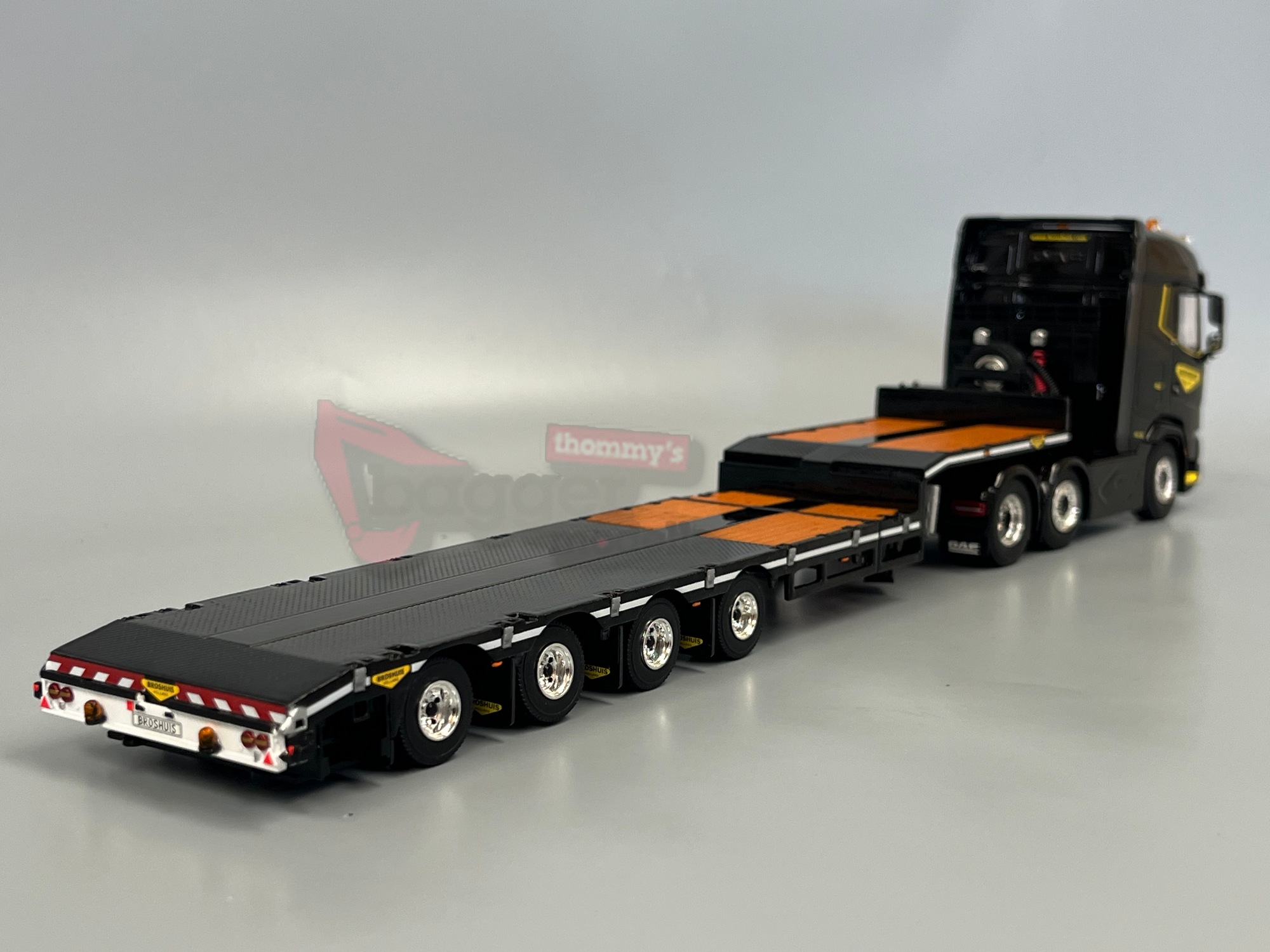 04-2244 - WSI - DAF XG MY25 6X2 3achs Zugmaschine mit 4achs Broshuis Tieflader - Broshuis - NL