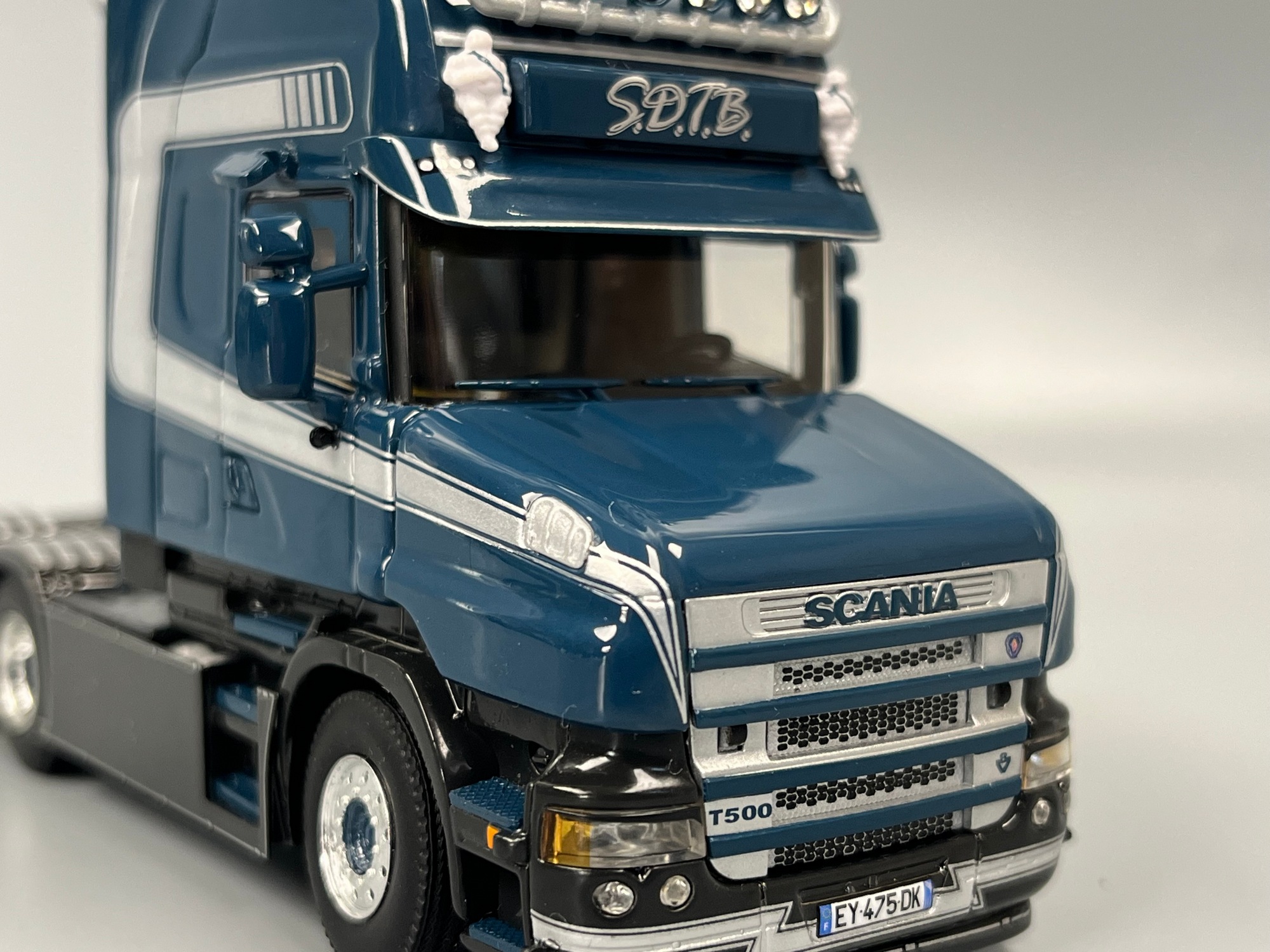 01-4964 - WSI - Scania 4 Series Torpedo Topline Zugmaschine " SDTB"