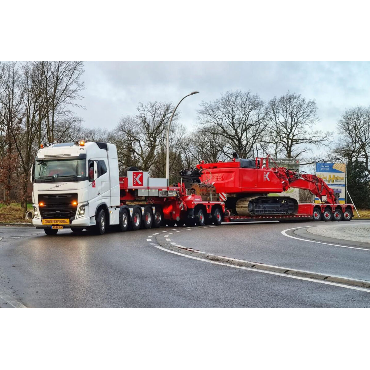 01-5527 - WSI - Volvo FH4 Globetrotter 10x4 mit 6achs Tieflader - Koole B.V - NL