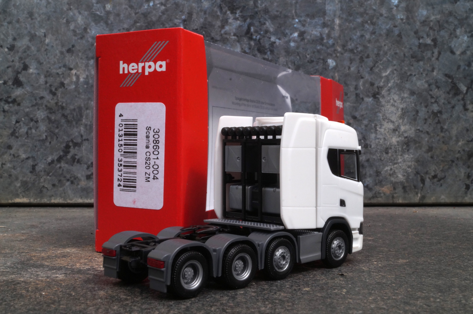 308601-4 - Herpa - Scania CS20 Hochdach Schwerlastzugmaschine 4achs (8x4), weiß